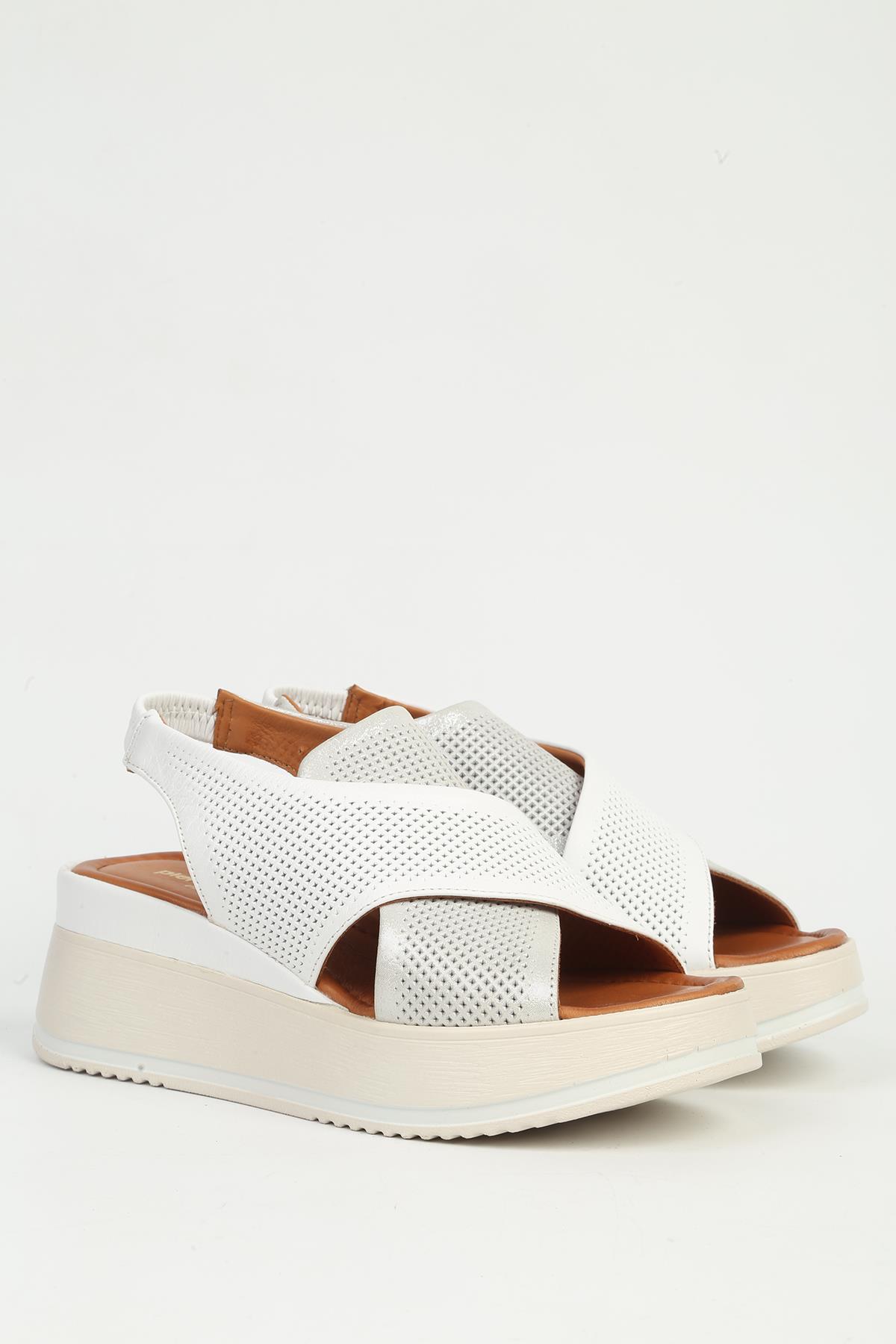 Beyaz Kadın Topuklu Ayakkabı - Görsel 3