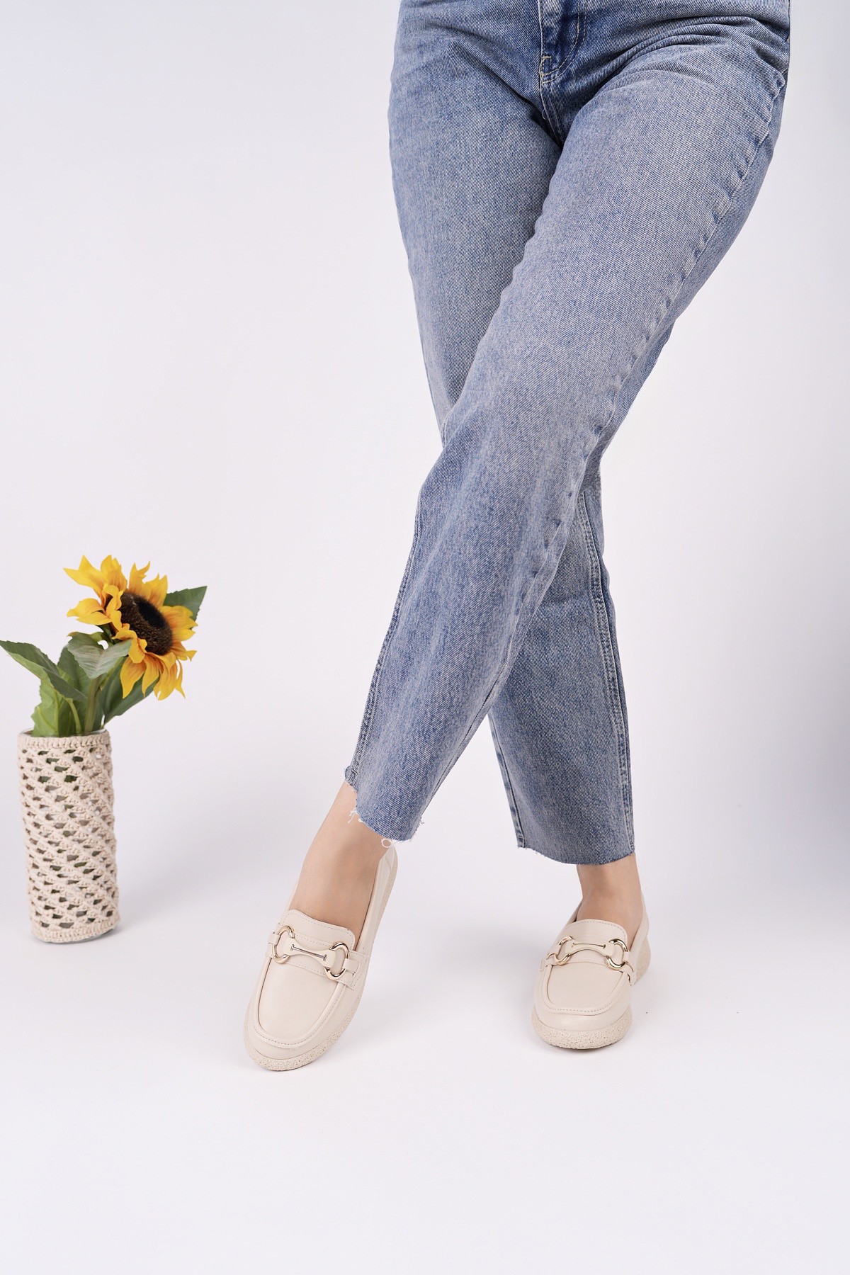 POLARA Kalın Taban Toka Detaylı Kadın Günlük Loafer Ayakkabı - Görsel 2