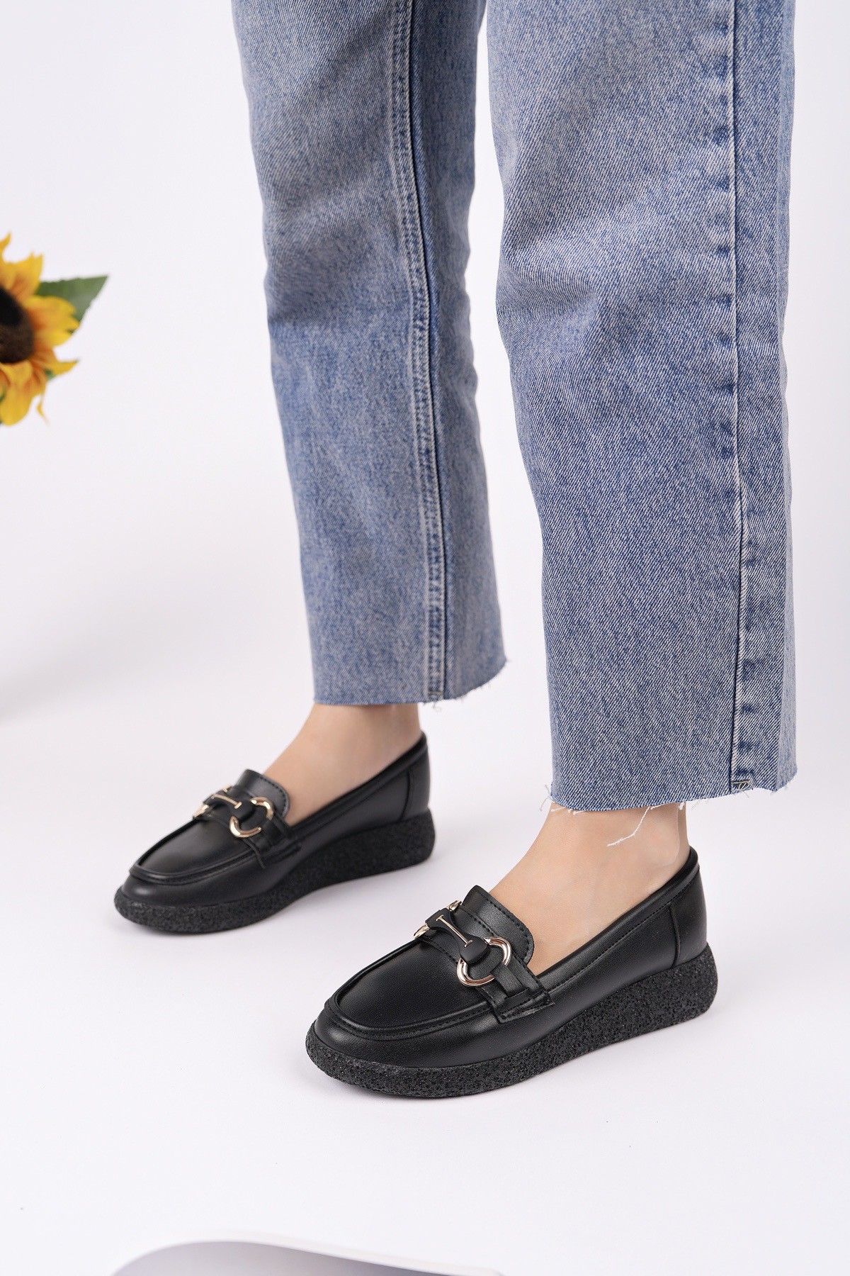 POLARA Kalın Taban Toka Detaylı Kadın Günlük Loafer Ayakkabı - Görsel 2