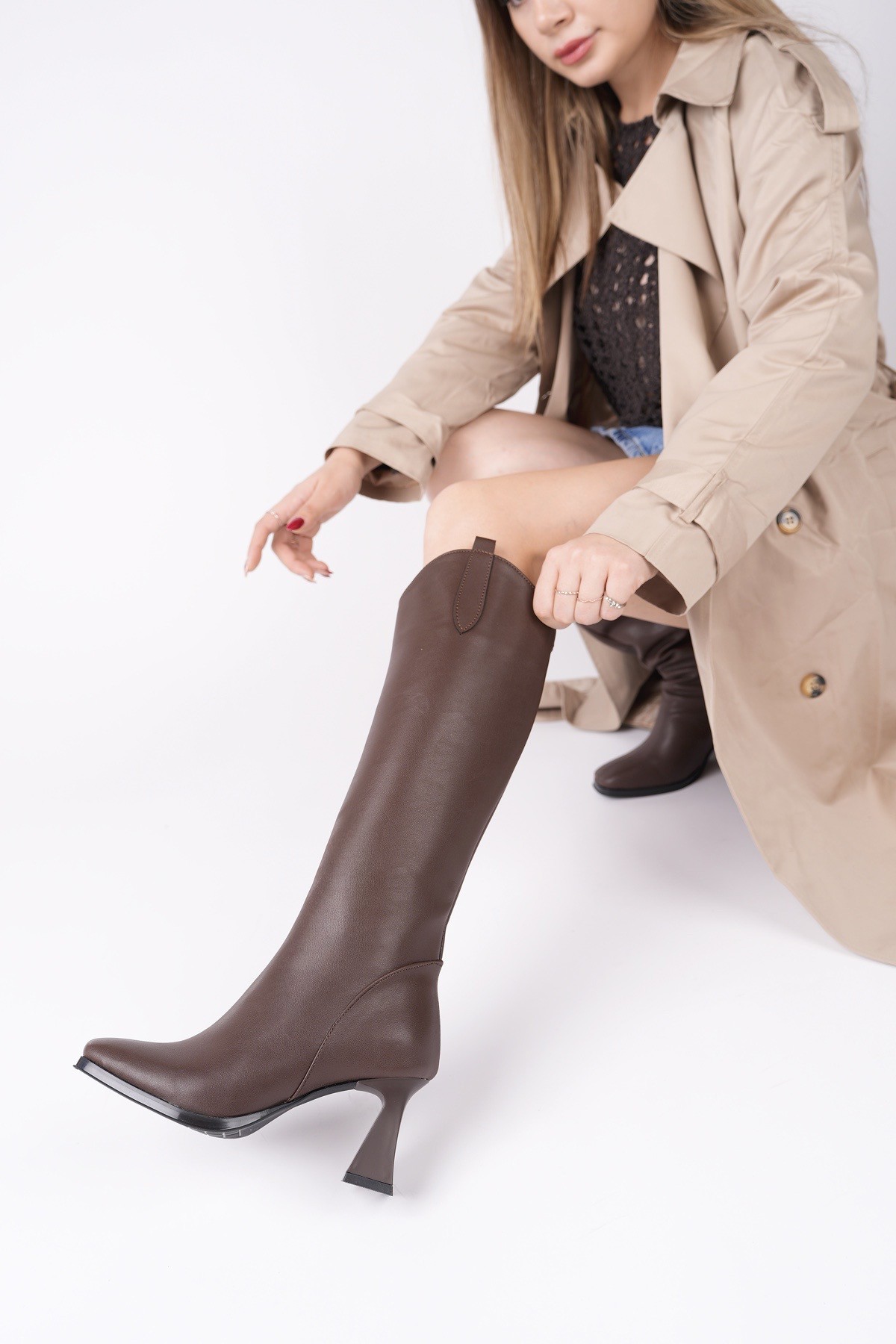 ASTORİA Küt Burun Yandan Fermuarlı Topuklu Kadın Çizme - Görsel 8