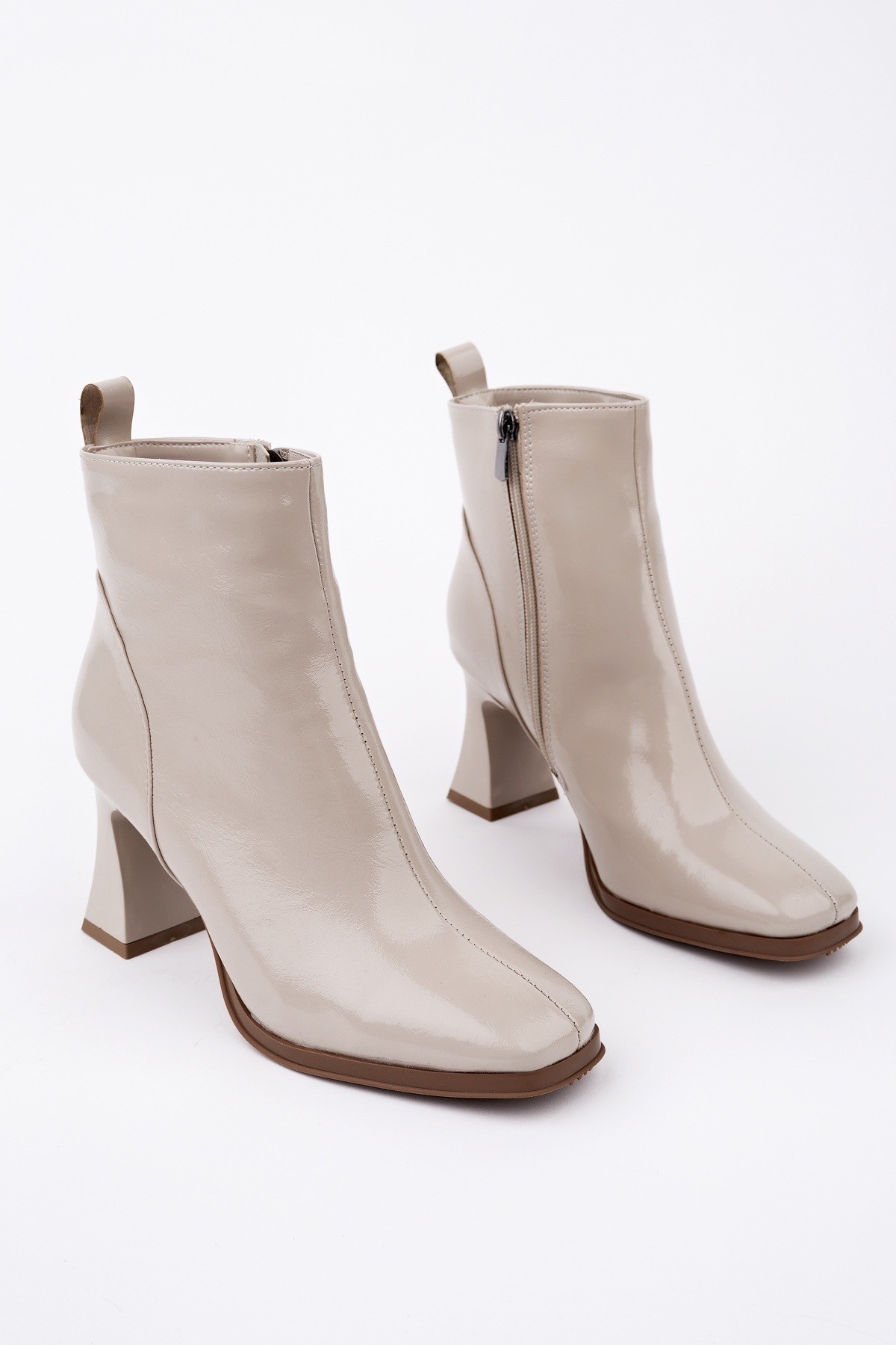 CELİNA Küt Burun Fermuarlı Topuklu Kadın Bot - Görsel 3