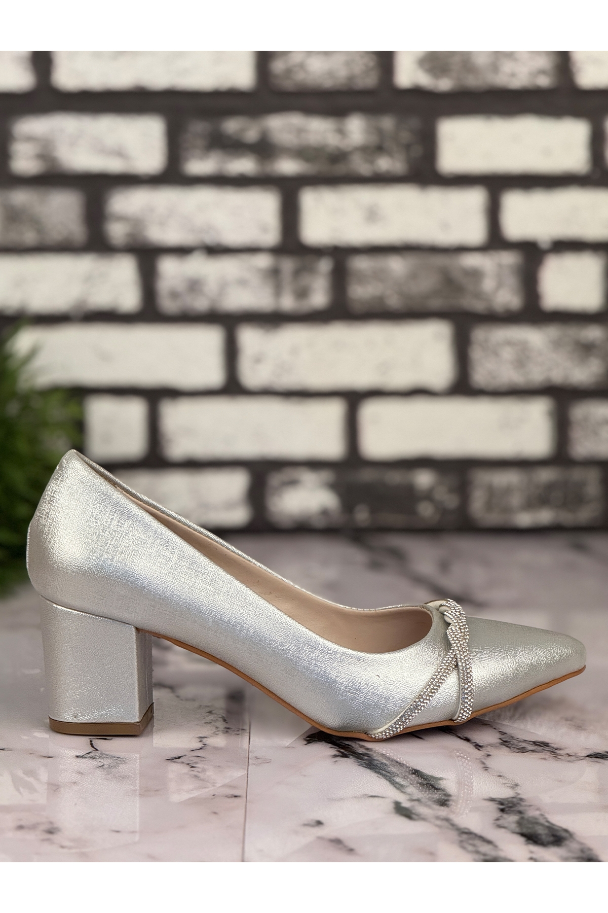 B17 Stiletto Topuklu Zarif Şık Kadın Ayakkabı Açık Gri - Görsel 2
