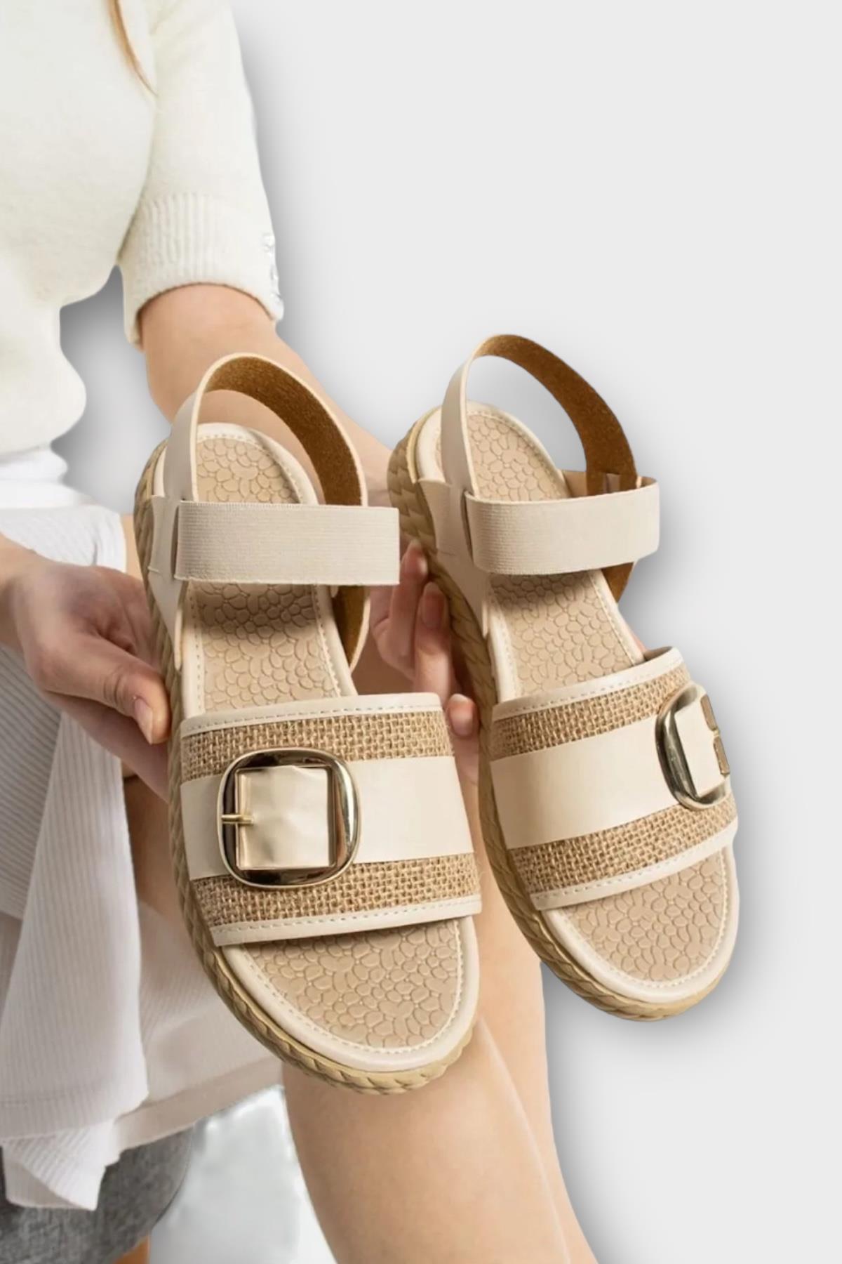 Kadın Tokalı Hasır Tek Bant Lastik Detaylı Sandalet KREM - Görsel 3