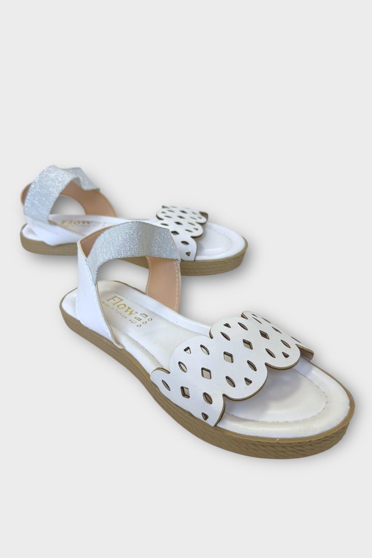 Kadın Tek Bant Lastik Detaylı Lazer Kesim Yazlık Sandalet BEYAZ - Görsel 3