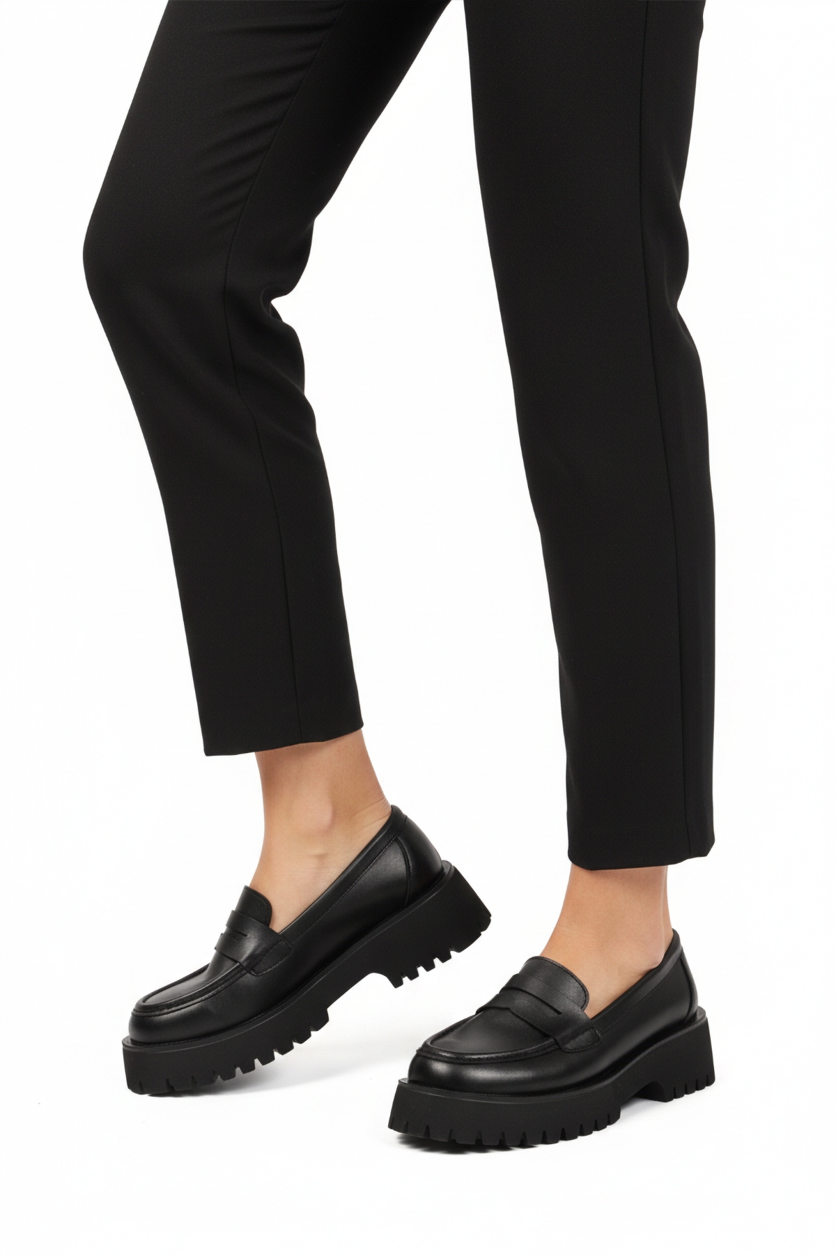 Siyah Cilt Kalın Taban Kadın Casual Ayakkabı 572453 Z - Görsel 2