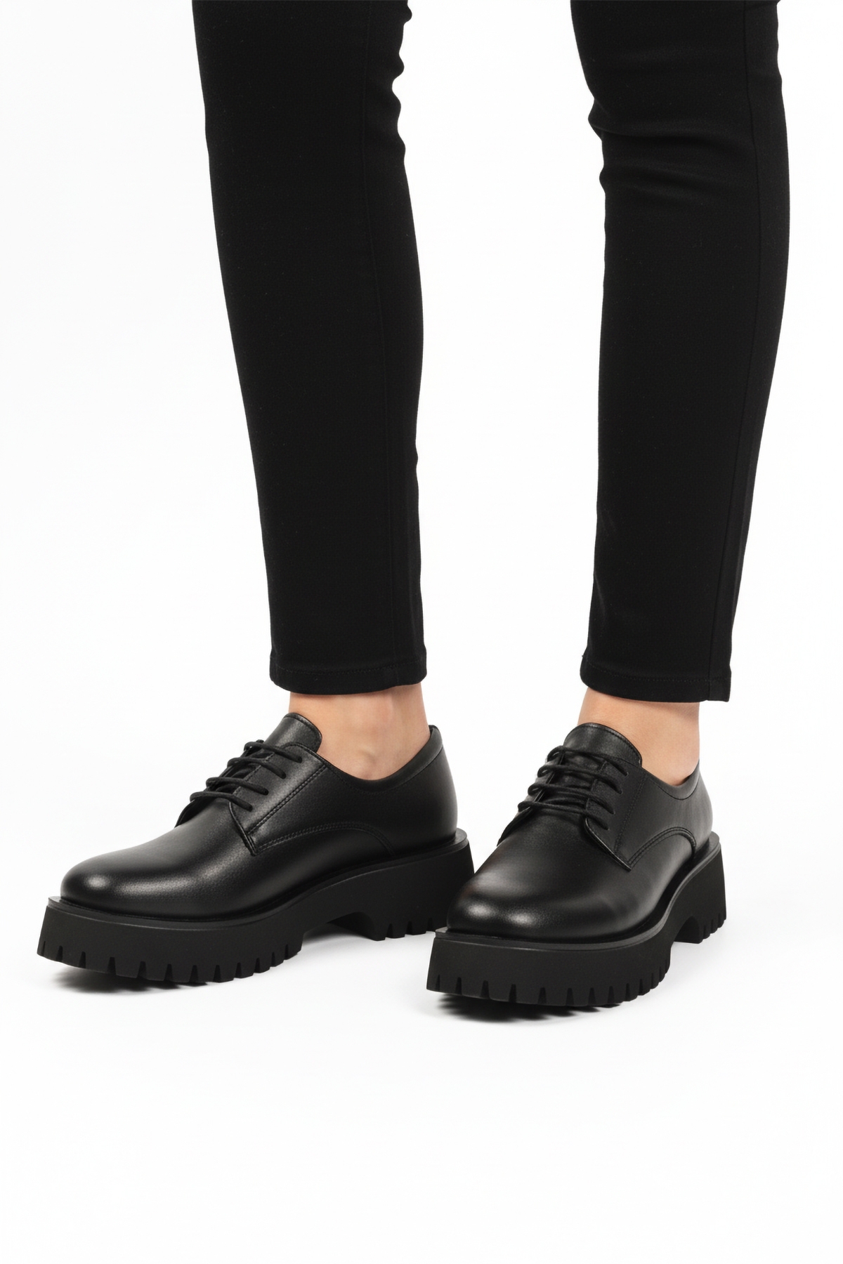 Siyah Cilt Kalın Taban Kadın Casual Ayakkabı 572451 Z - Görsel 2