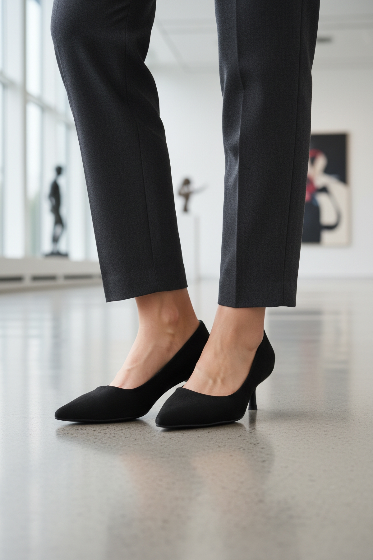 Siyah Süet Hafif Kadın İnce Kısa Topuklu Ayakkabı 458343 Z - Görsel 4