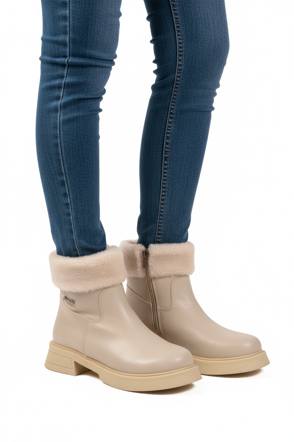 Krem İçi Polarlı Kaymaz Taban Soğuğa Dirençli Kadın Bot PC-55268 Z - Görsel 2