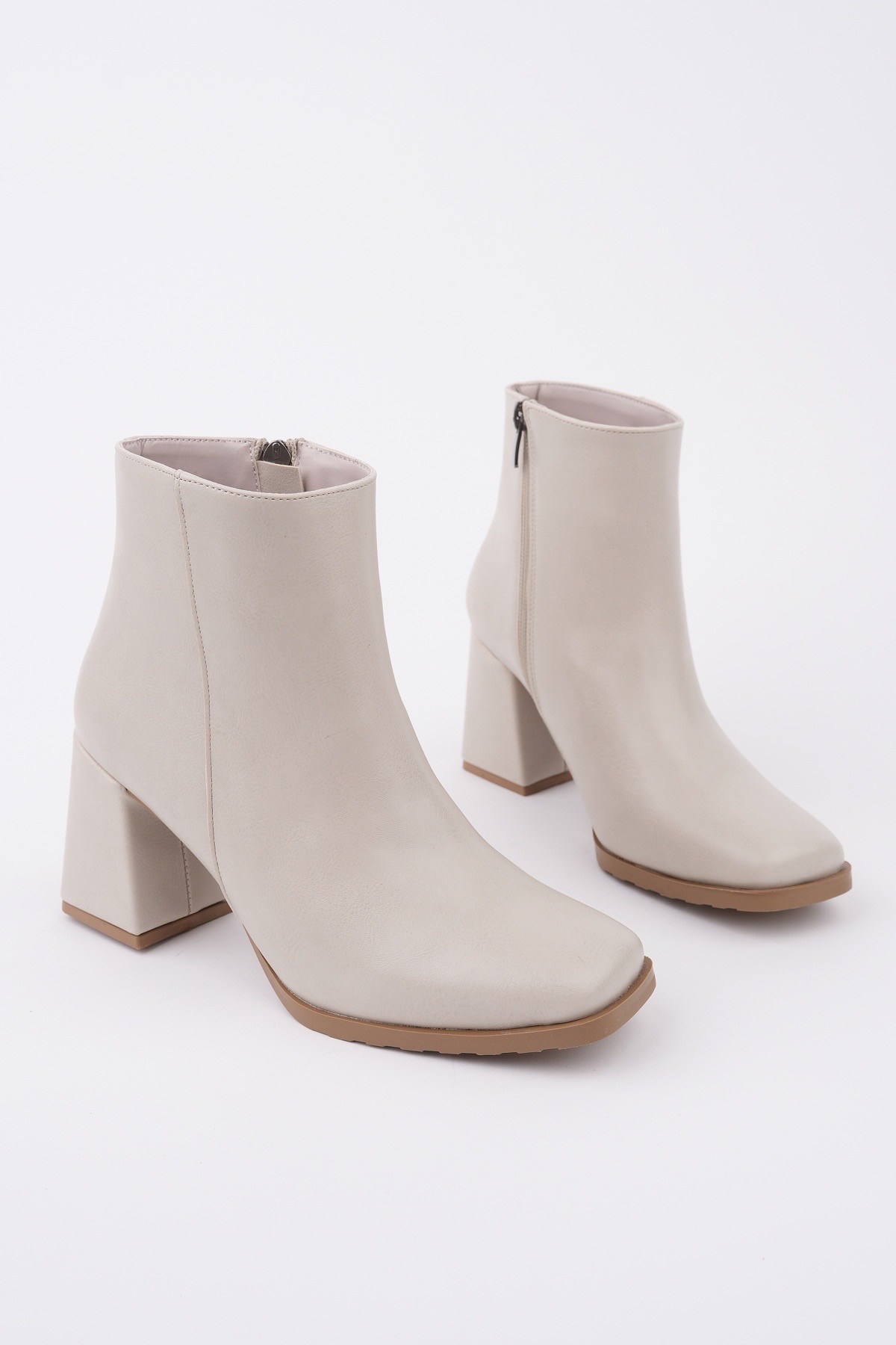 DİVİNA Küt Burun Kalın Topuklu Fermuarlı Kadın Bot - Görsel 4