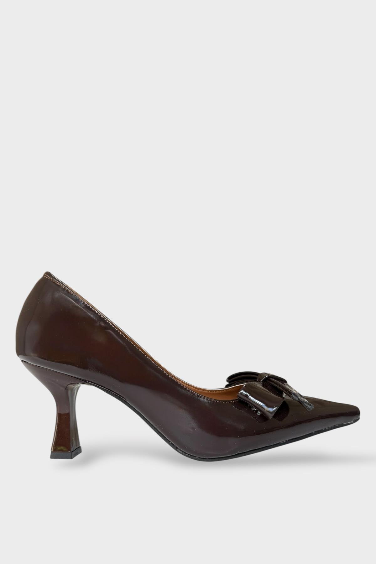 Kadın Fiyonk Tokalı Sivri Burun Topuklu Ayakkabı KAHVERENGİ - Görsel 2