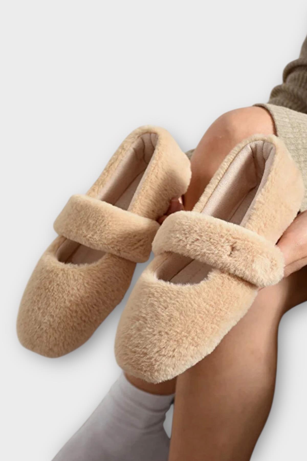 Tüylü Tek Kemer Cırtlı Panduf Kadın Ev Babeti BEJ - Görsel 3