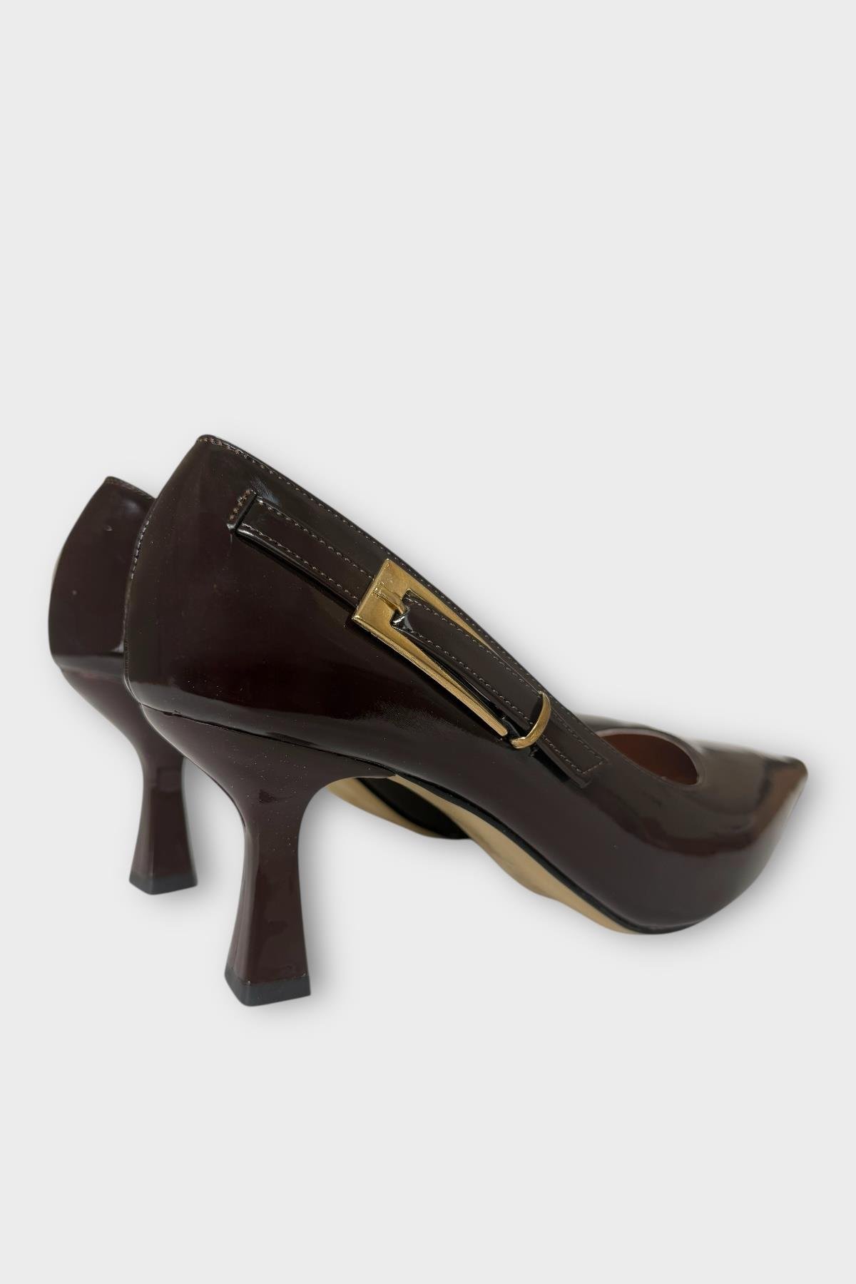 Kadın Rugan Yan Bant Detaylı Topuklu Ayakkabı KAHVERENGİ - Görsel 6