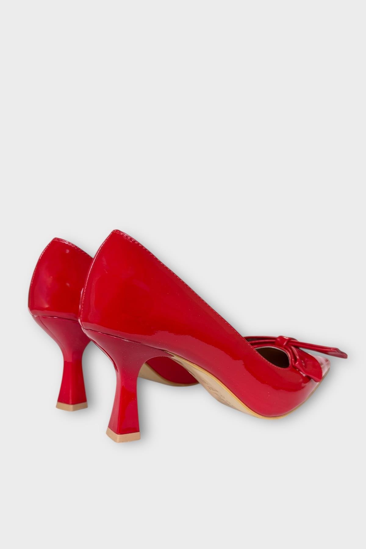 Kadın Fiyonk Tokalı Sivri Burun Topuklu Ayakkabı KIRMIZI - Görsel 6