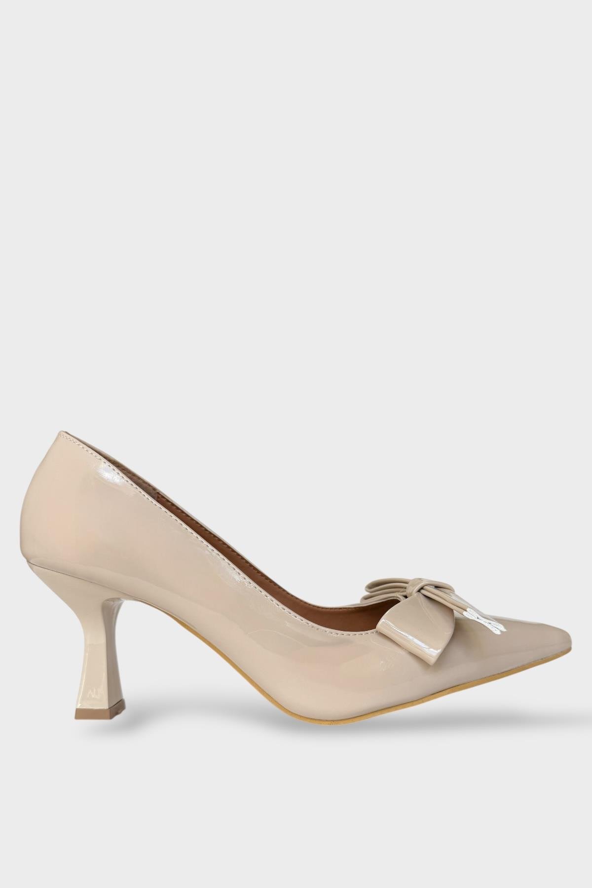 Kadın Fiyonk Tokalı Sivri Burun Topuklu Ayakkabı BEJ - Görsel 2
