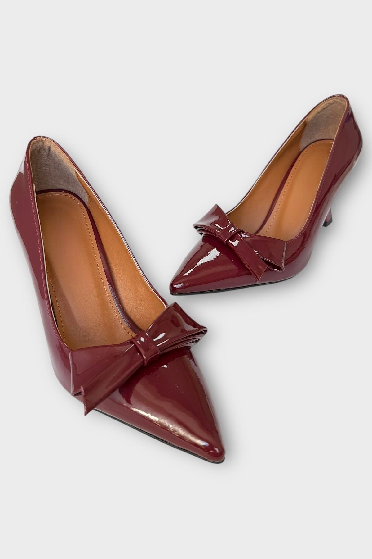 Kadın Fiyonk Tokalı Sivri Burun Topuklu Ayakkabı BORDO - Görsel 4