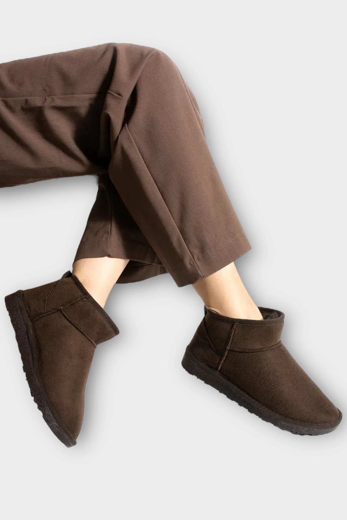LigerMini Süet İçi Kürklü Alçak Taban Bilekte Kısa Kadın Bot KAHVERENGİ