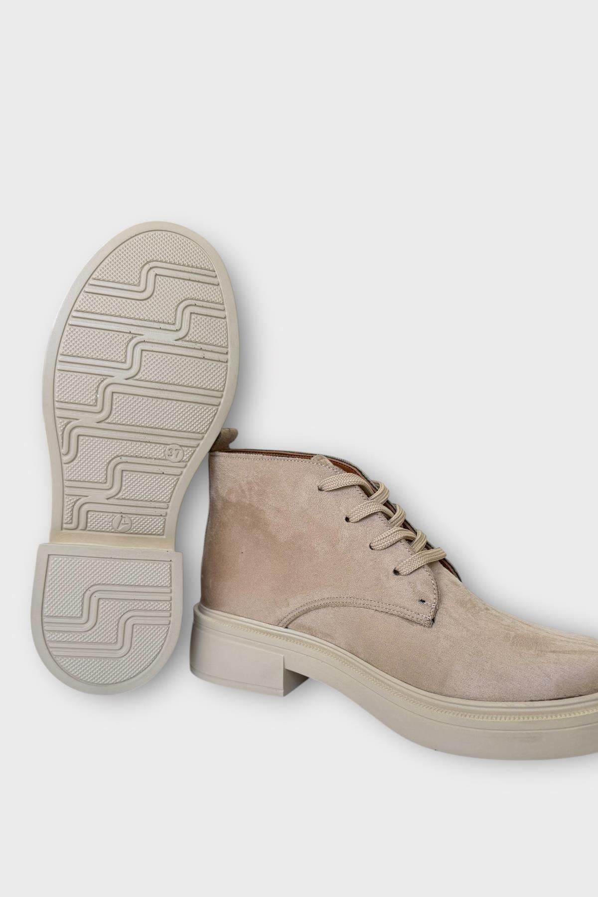 Kadın Nubuk Bağcıklı Yüksek Kauçuk Taban Bot KREM - Görsel 4