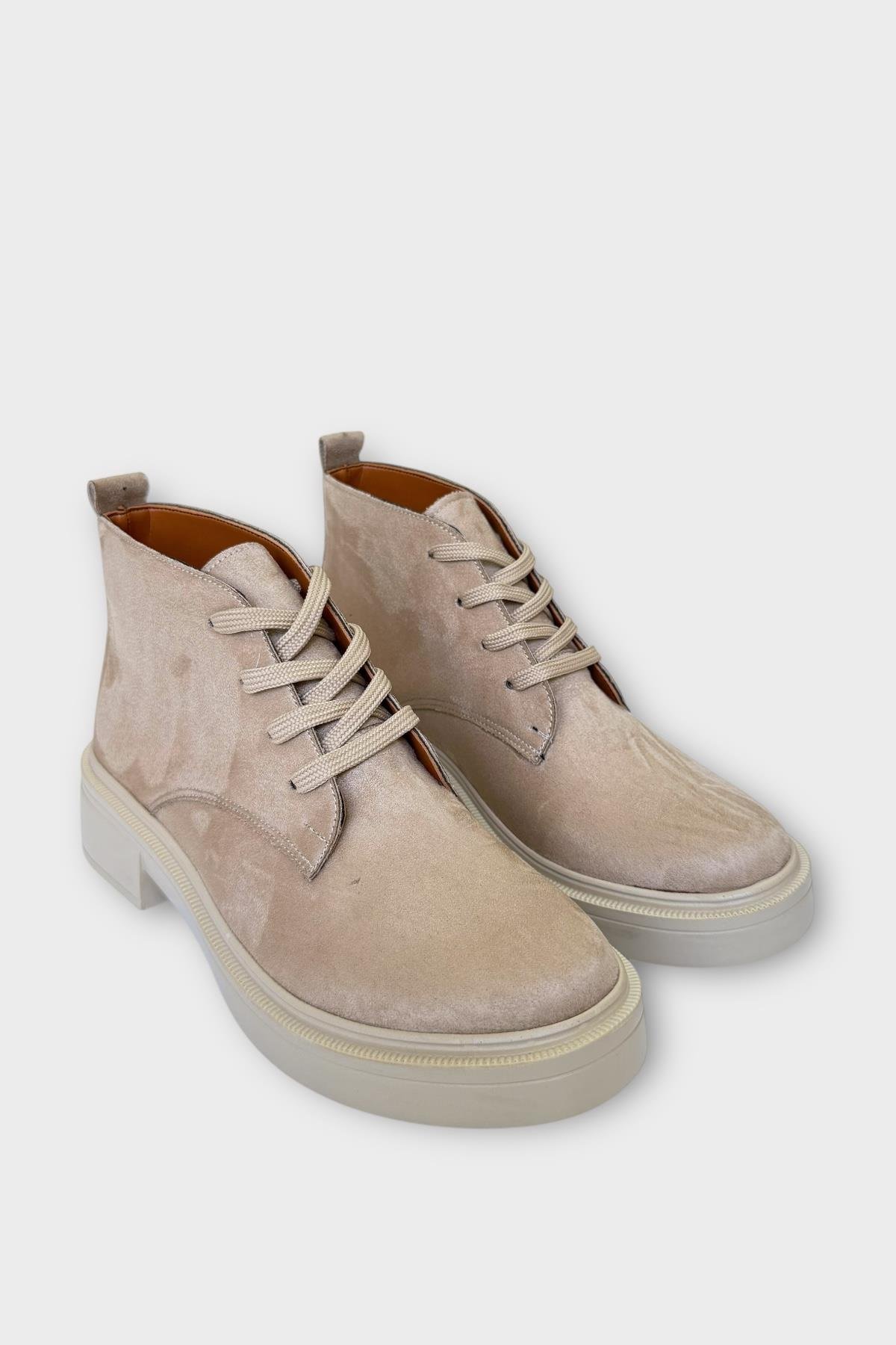 Kadın Nubuk Bağcıklı Yüksek Kauçuk Taban Bot KREM - Görsel 5