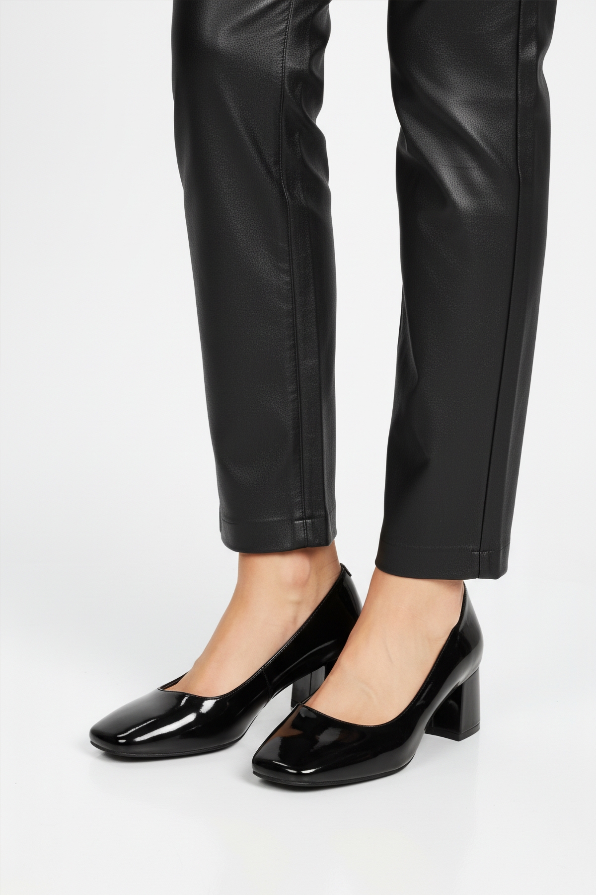 Aspor Siyah Rugan Kadın Topuklu Ayakkabı - Görsel 2