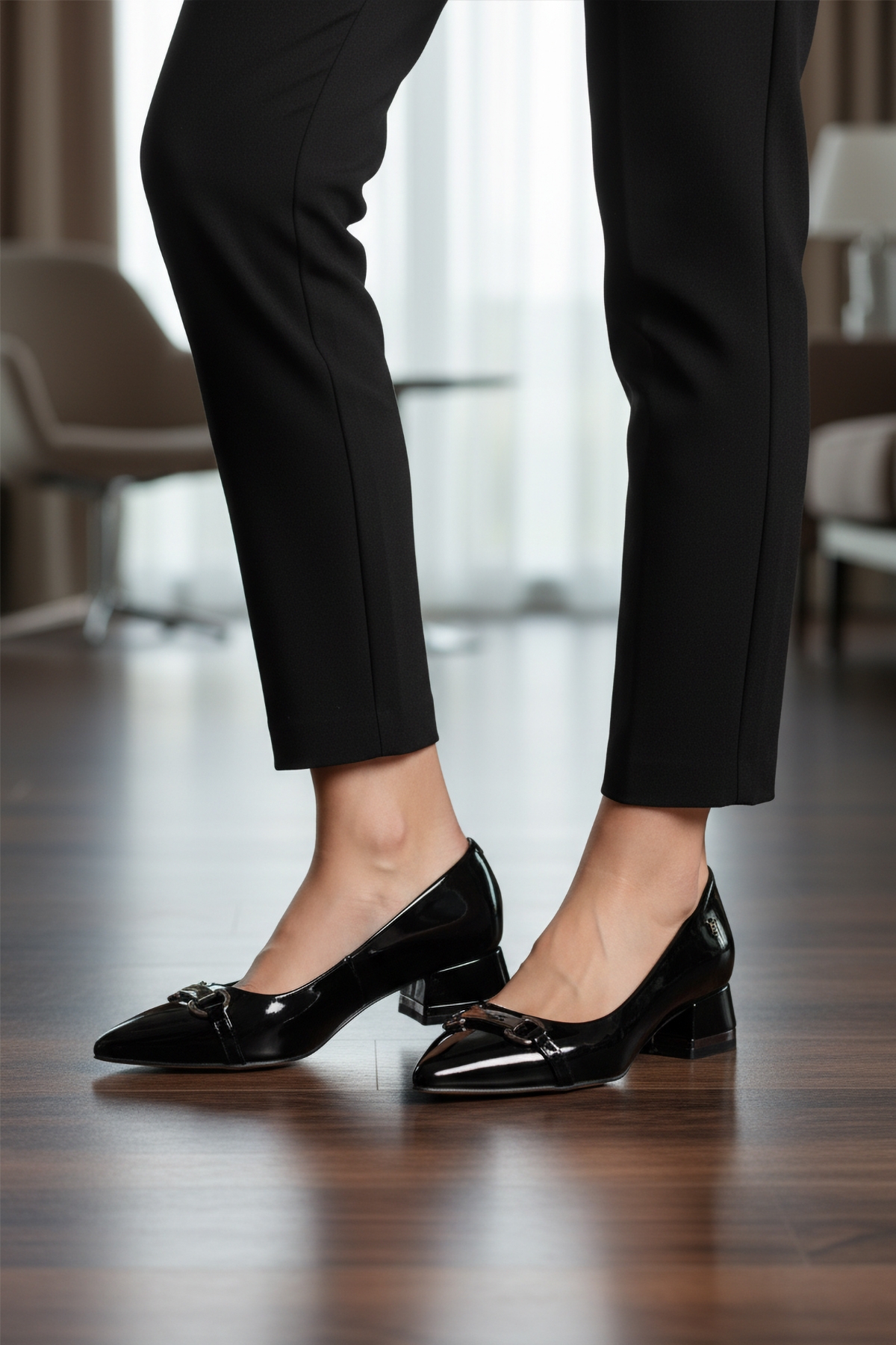 Siyah Rugan Dar Kalıp Kadın Topuklu Ayakkabı - Görsel 4