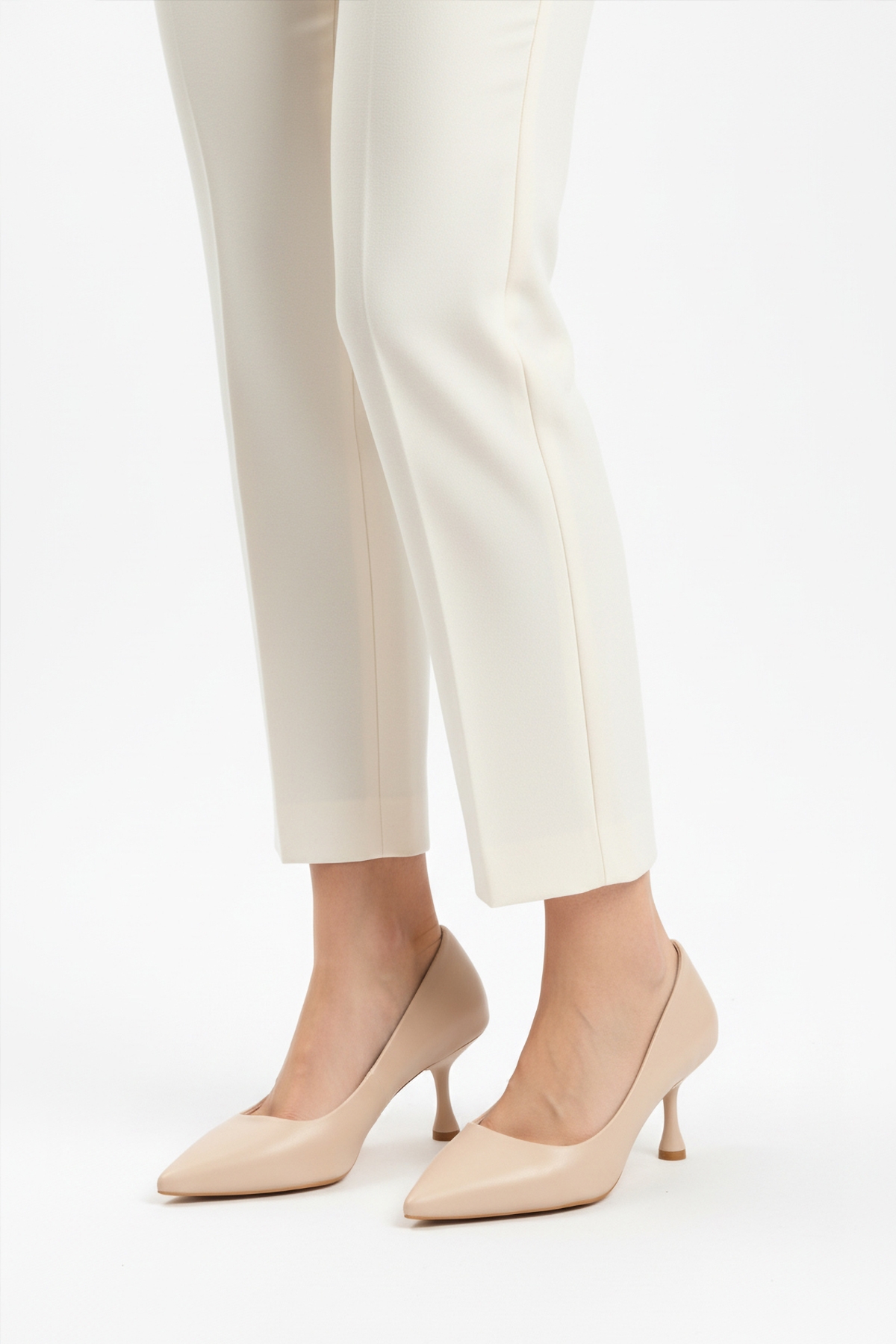 Aspor Bej Süet Kadın Topuklu Ayakkabı - Görsel 2