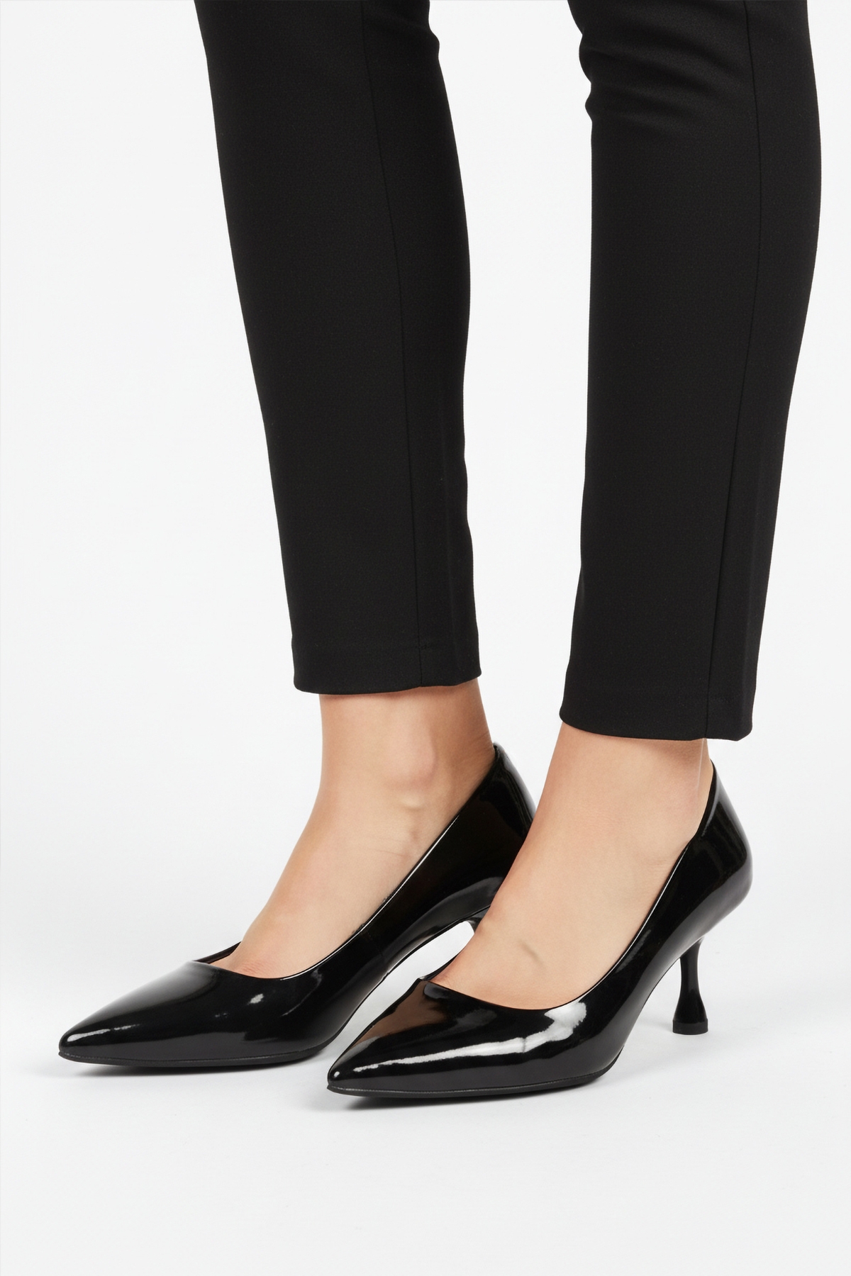 Aspor Siyah Rugan Kadın Topuklu Ayakkabı - Görsel 2
