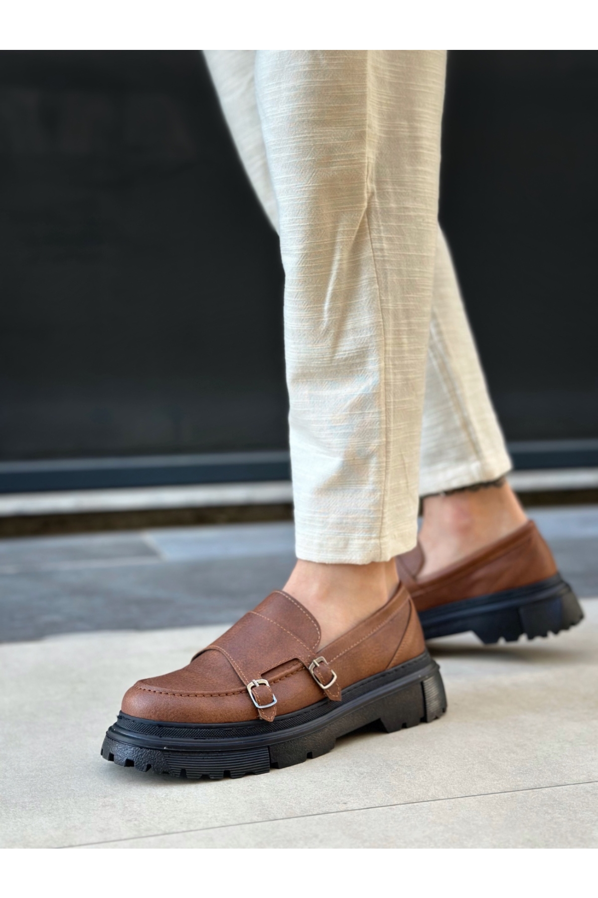 Bağcıksız Çift Tokalı Erkek Casual Ayakkabı TABA (SİYAH TABAN) - Görsel 3