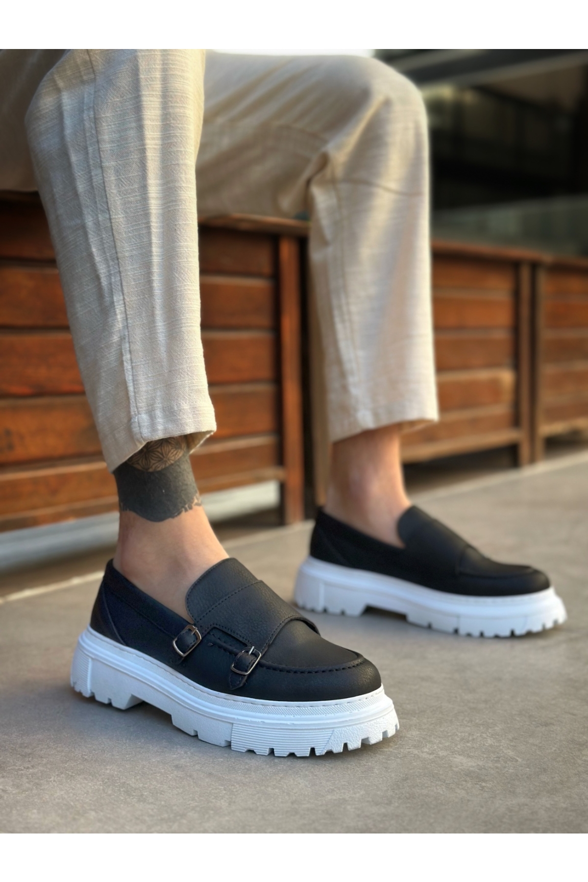 Bağcıksız Çift Tokalı Erkek Casual Ayakkabı SİYAH (BEYAZ TABAN) - Görsel 4
