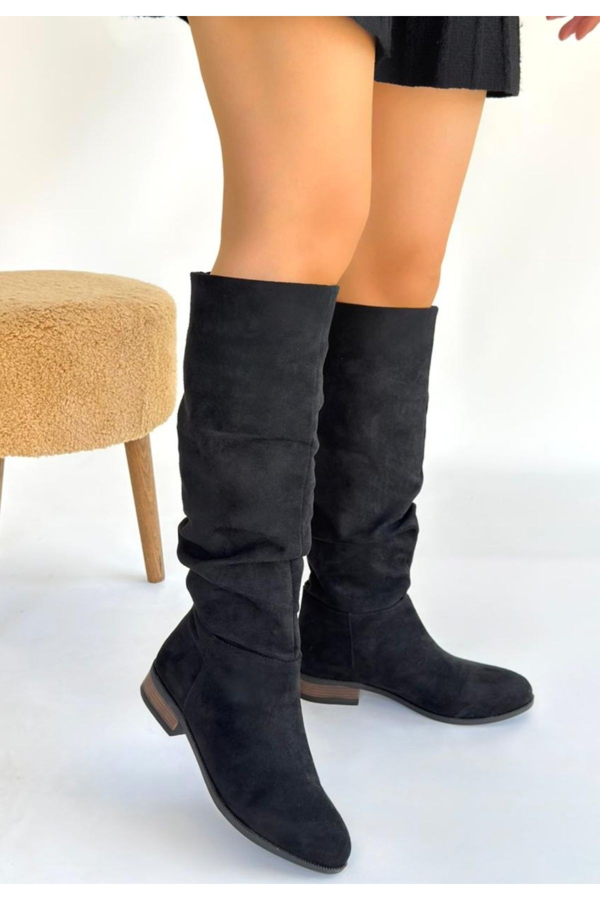 Siyah Süet Körüklü Kadın Topuklu Çizme - Görsel 4