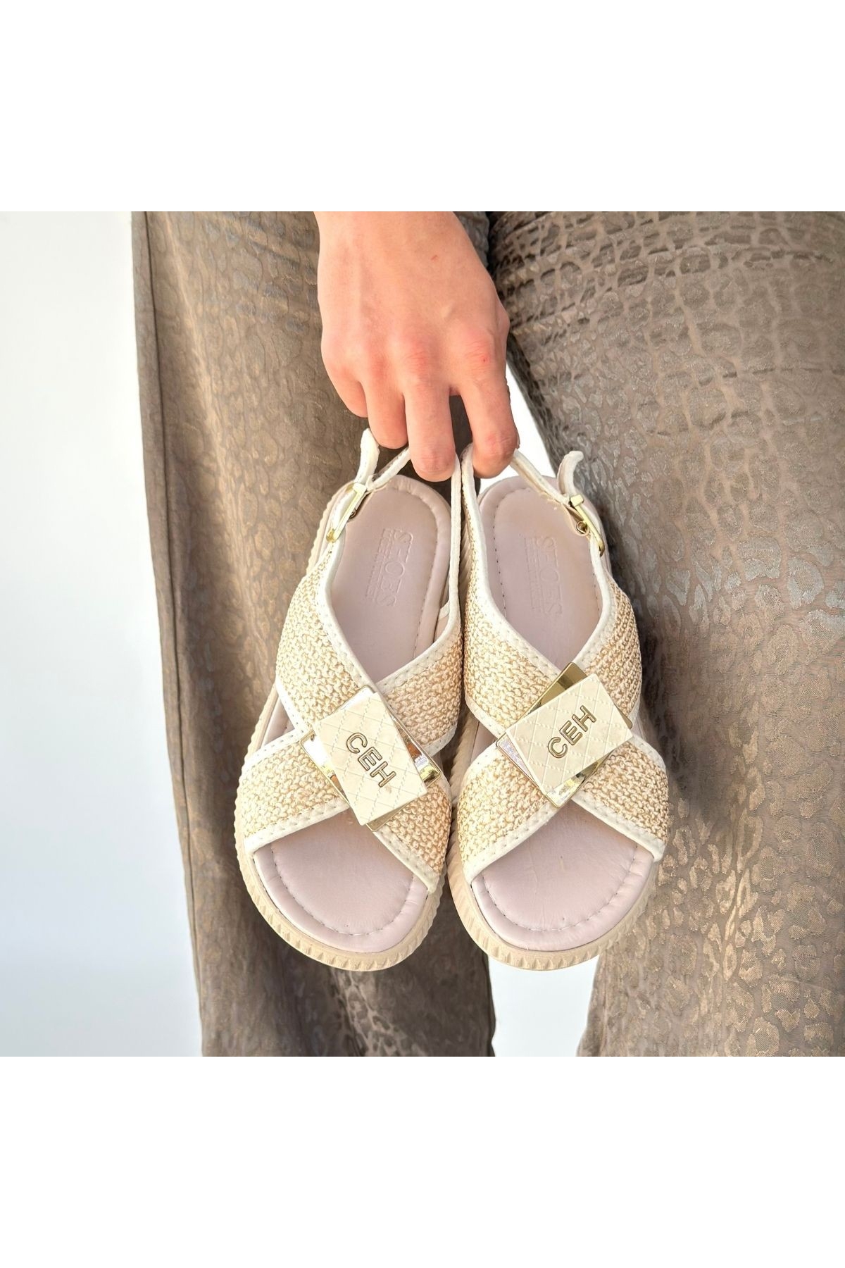 Bej Hasır Kadın Düz Sandalet - Görsel 5