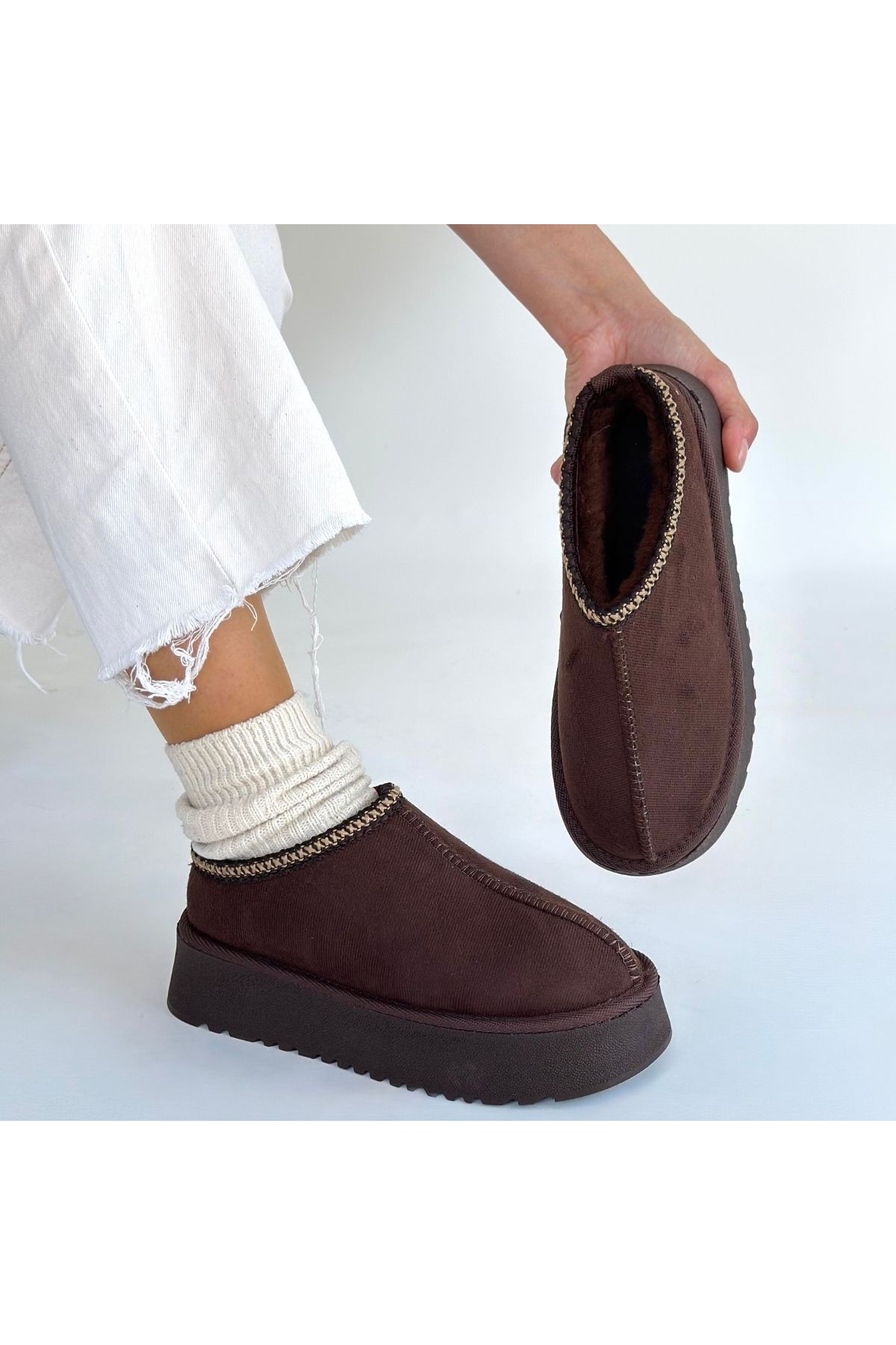 Kahverengi Süet Kadın Düz Bot - Görsel 5
