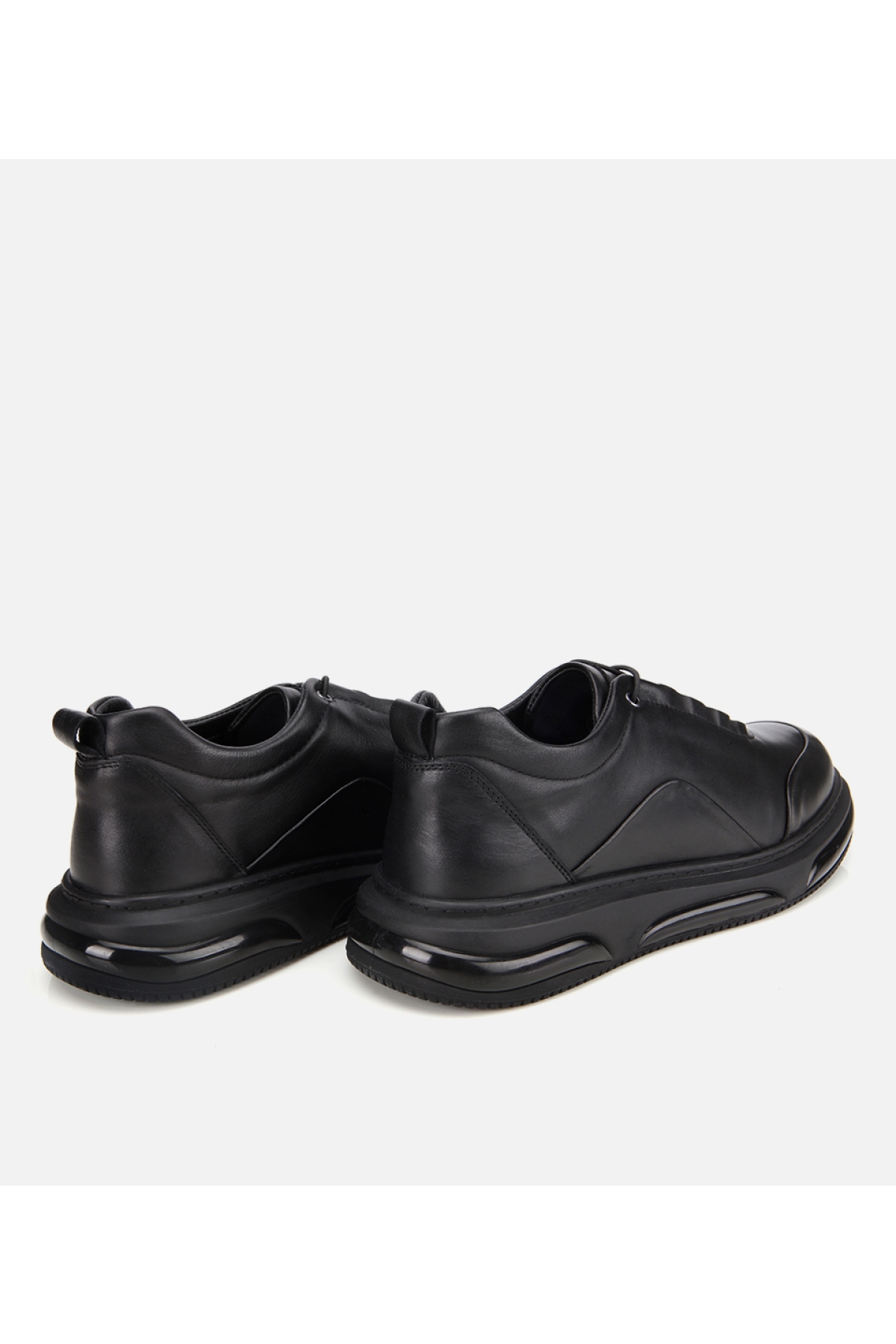 Erkek Deri Siyah Bağcık Detaylı Comfort Spor Ayakkabı - Görsel 5