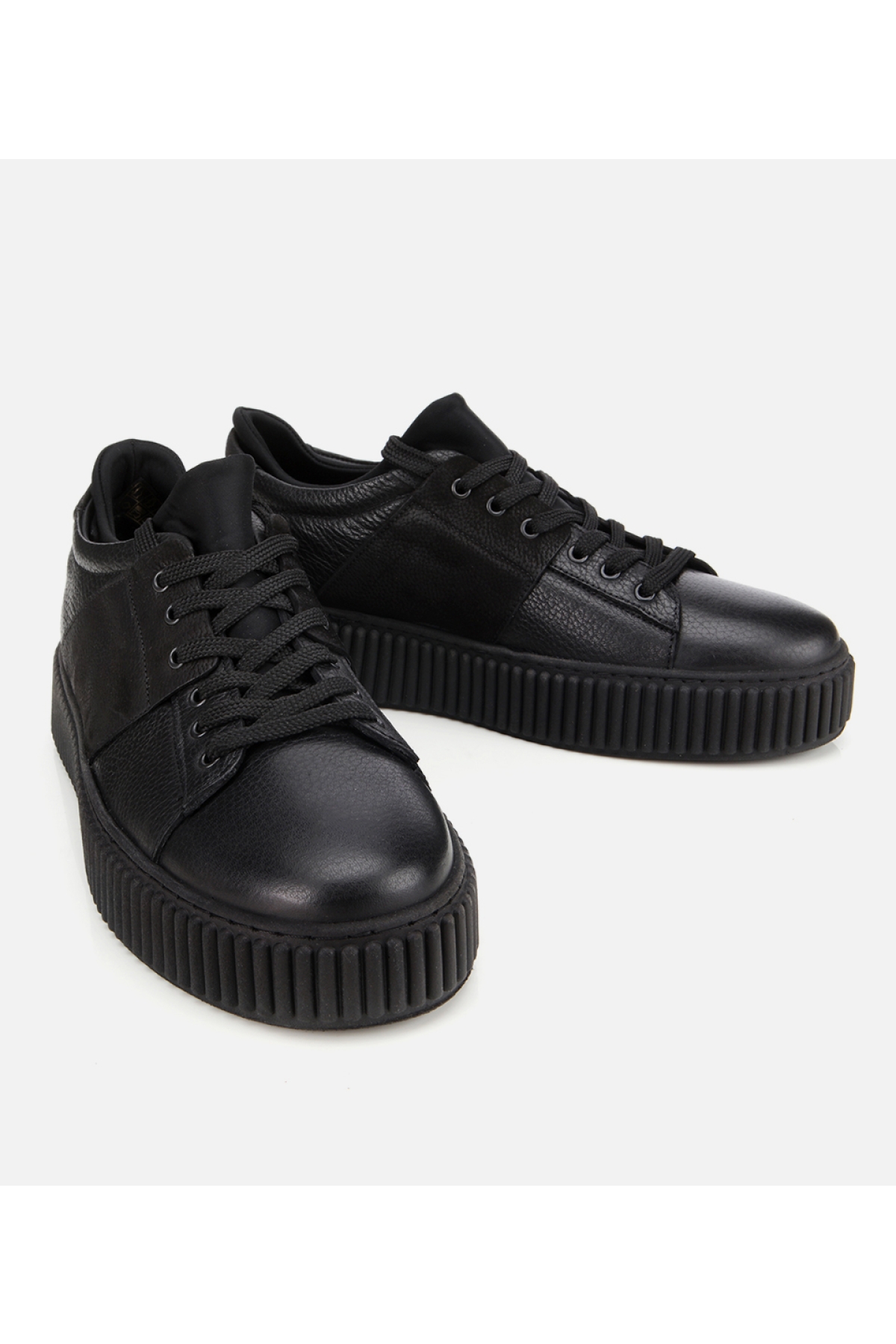 Erkek Deri Siyah Yüksek Tabanlı Spor Ayakkabı - Görsel 3