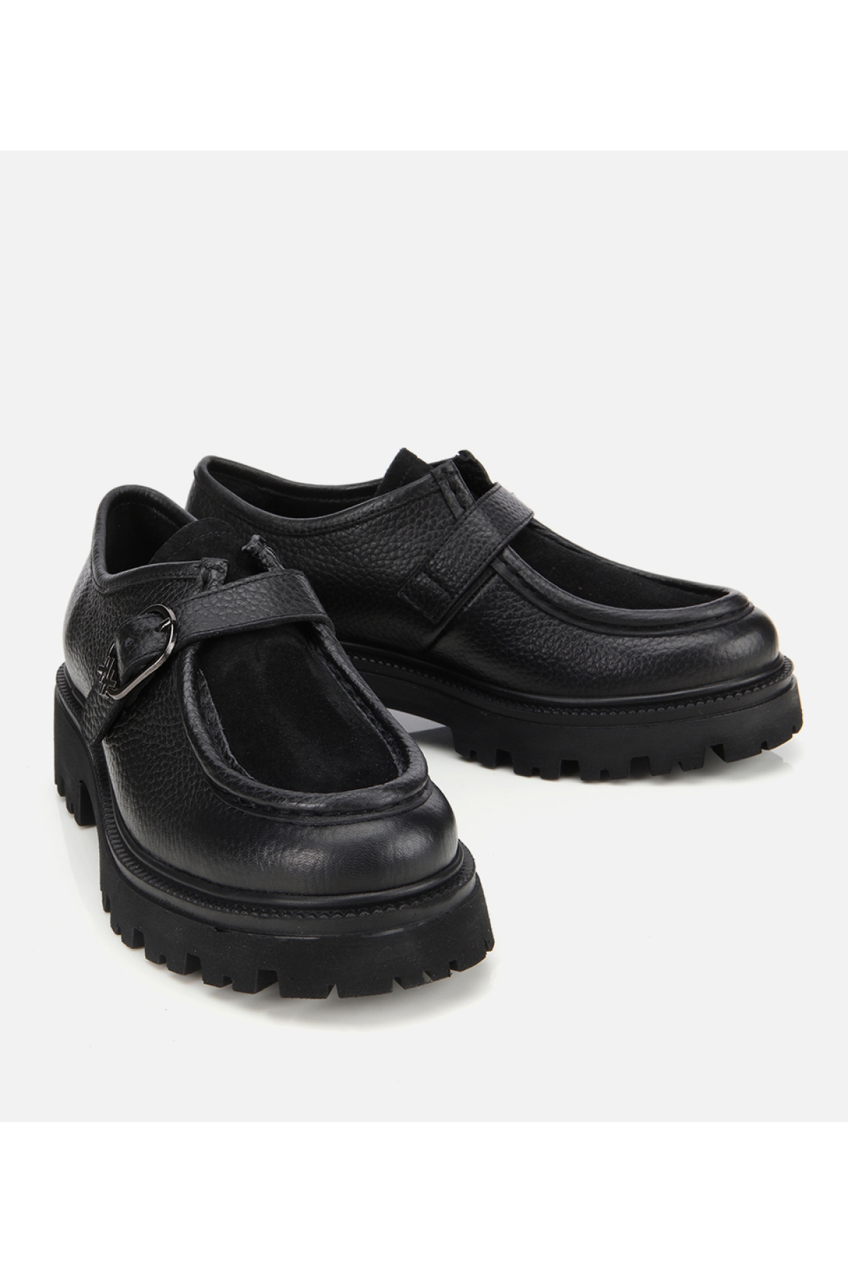 Kadın Süet Deri Siyah Toka Detaylı Yüksek Tabanlı Günlük Loafer - Görsel 3