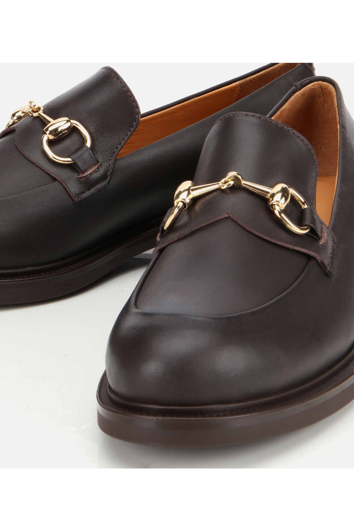 Kadın Deri Kahverengi Tokalı Klasik Loafer - Görsel 4