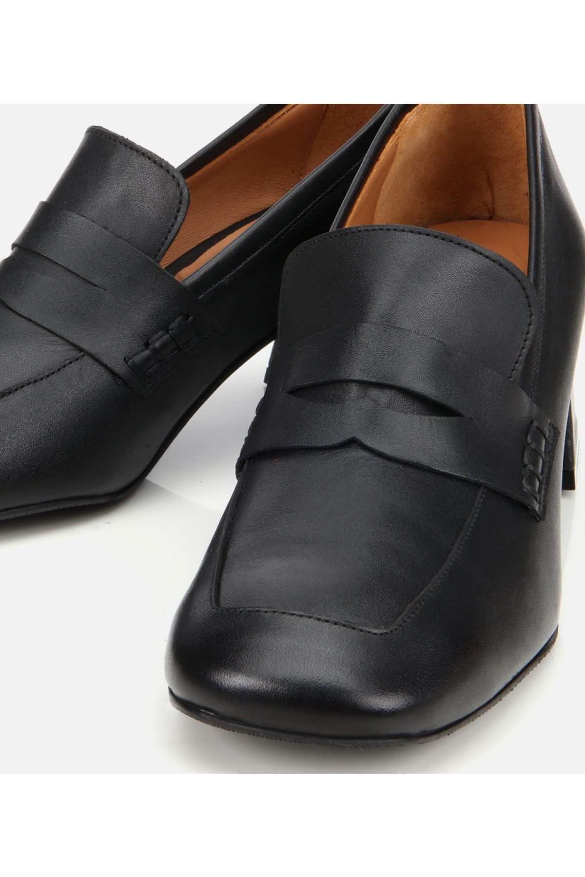 Kadın Deri Siyah Topuklu Loafer - Görsel 4