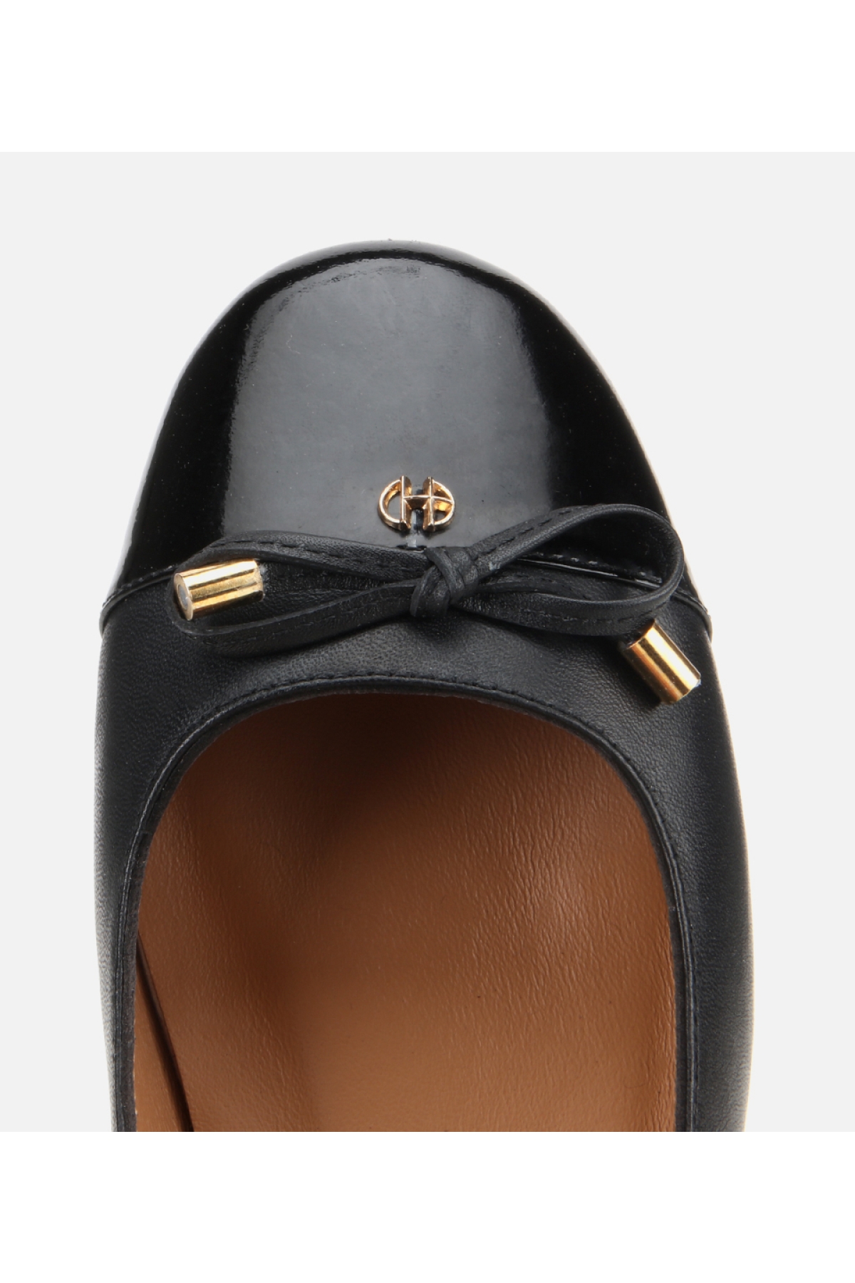 Kadın Rugan Deri Siyah Fiyonk Detaylı Babet - Görsel 6