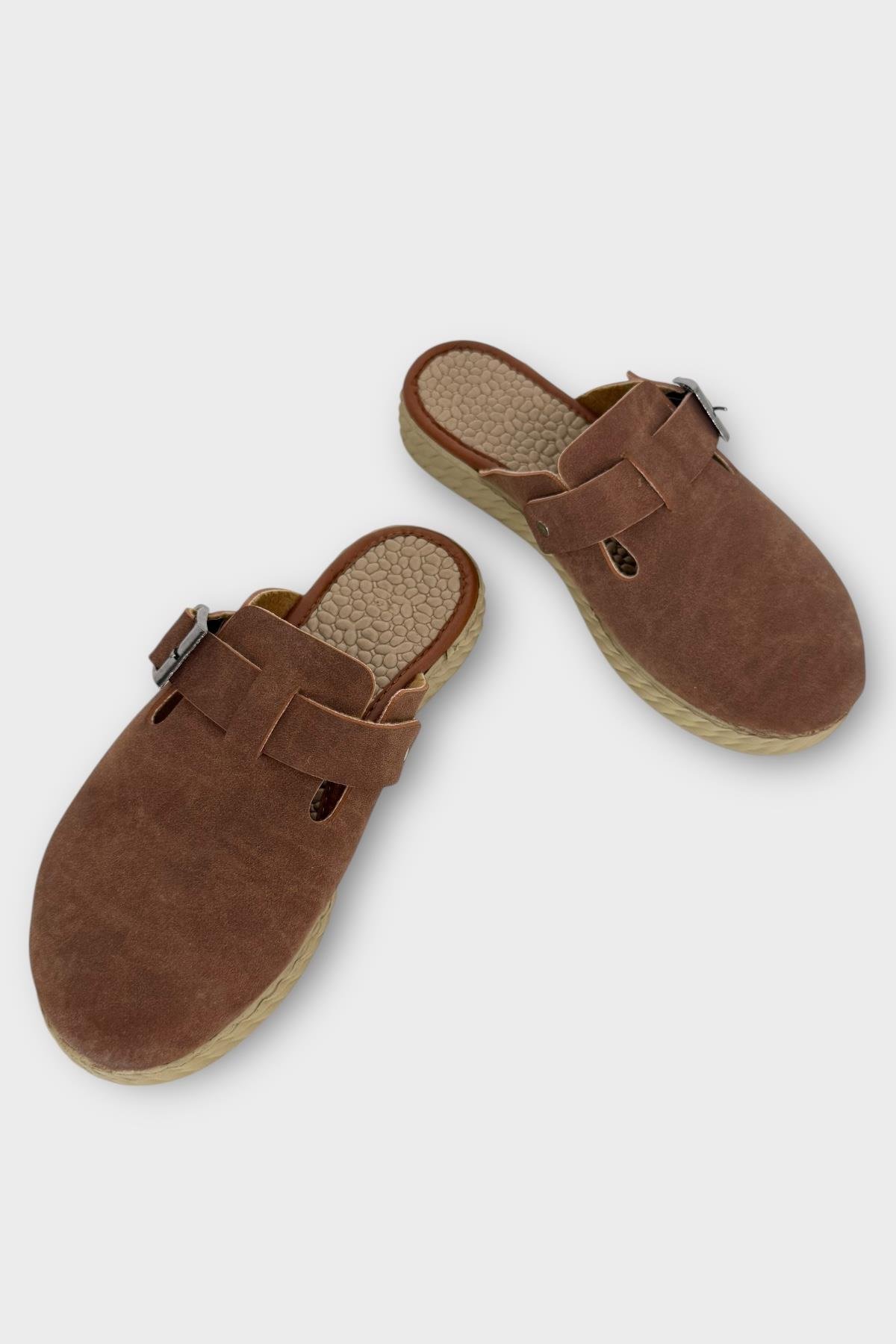 Kemerli Tokalı Nubuk Kadın Ev Terliği TABA - Görsel 4