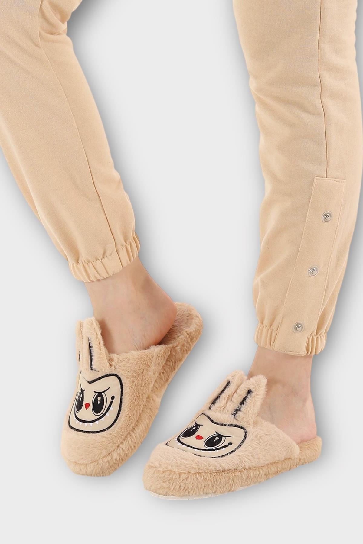 Sevimli Tavşan Figürlü Sıcak Tutan Kışlık Kadın Ev Terliği BEJ - Görsel 3