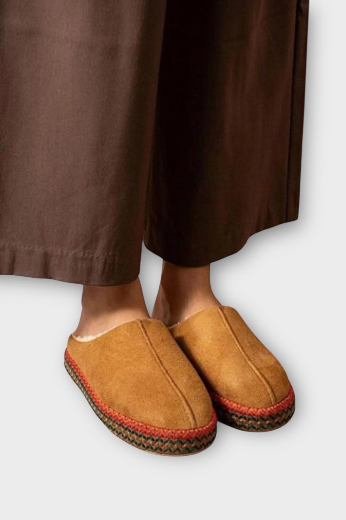 Nakışlı İçi Tüylü Yüksek Tabanlı Çeyiz Bohça Kadın Ev Terliği TABA - Görsel 3