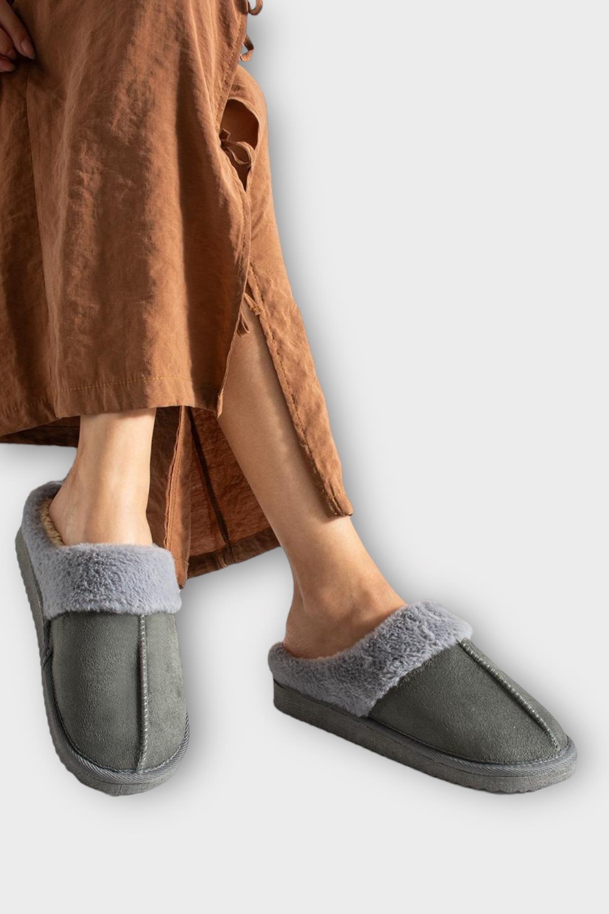 Kadın İçi Yünlü Sıcak Tutan Kışlık Ev Terliği FÜME - Görsel 3