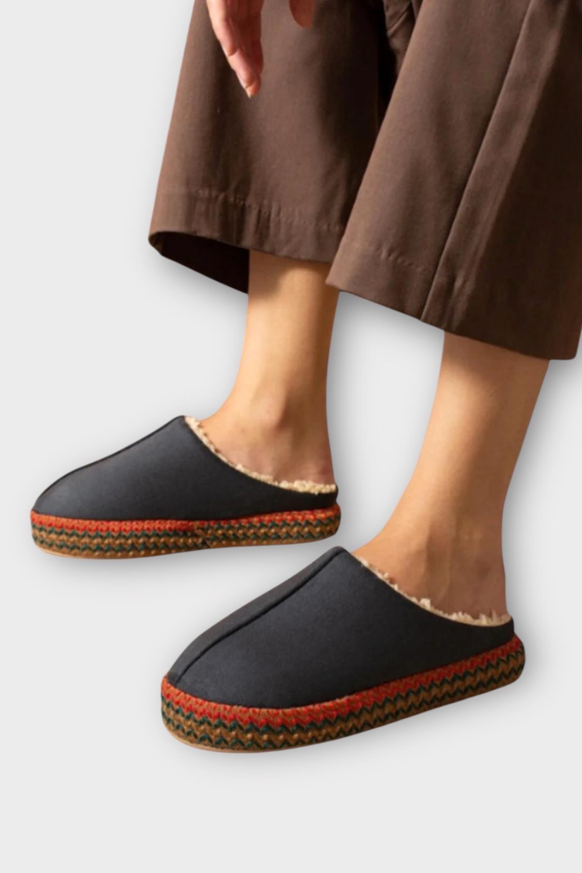 Nakışlı İçi Tüylü Yüksek Tabanlı Çeyiz Bohça Kadın Ev Terliği FÜME - Görsel 2