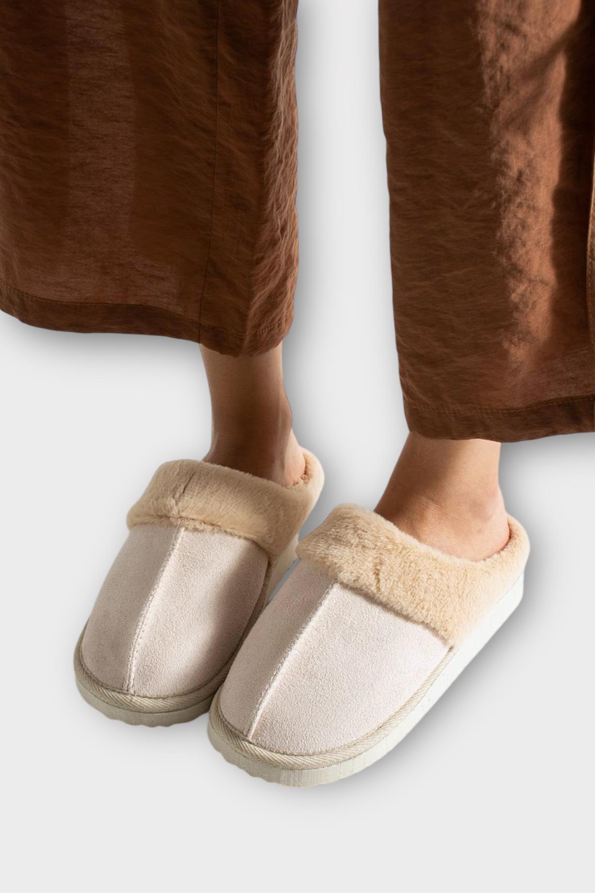 Kadın İçi Yünlü Sıcak Tutan Kışlık Ev Terliği BEJ - Görsel 2