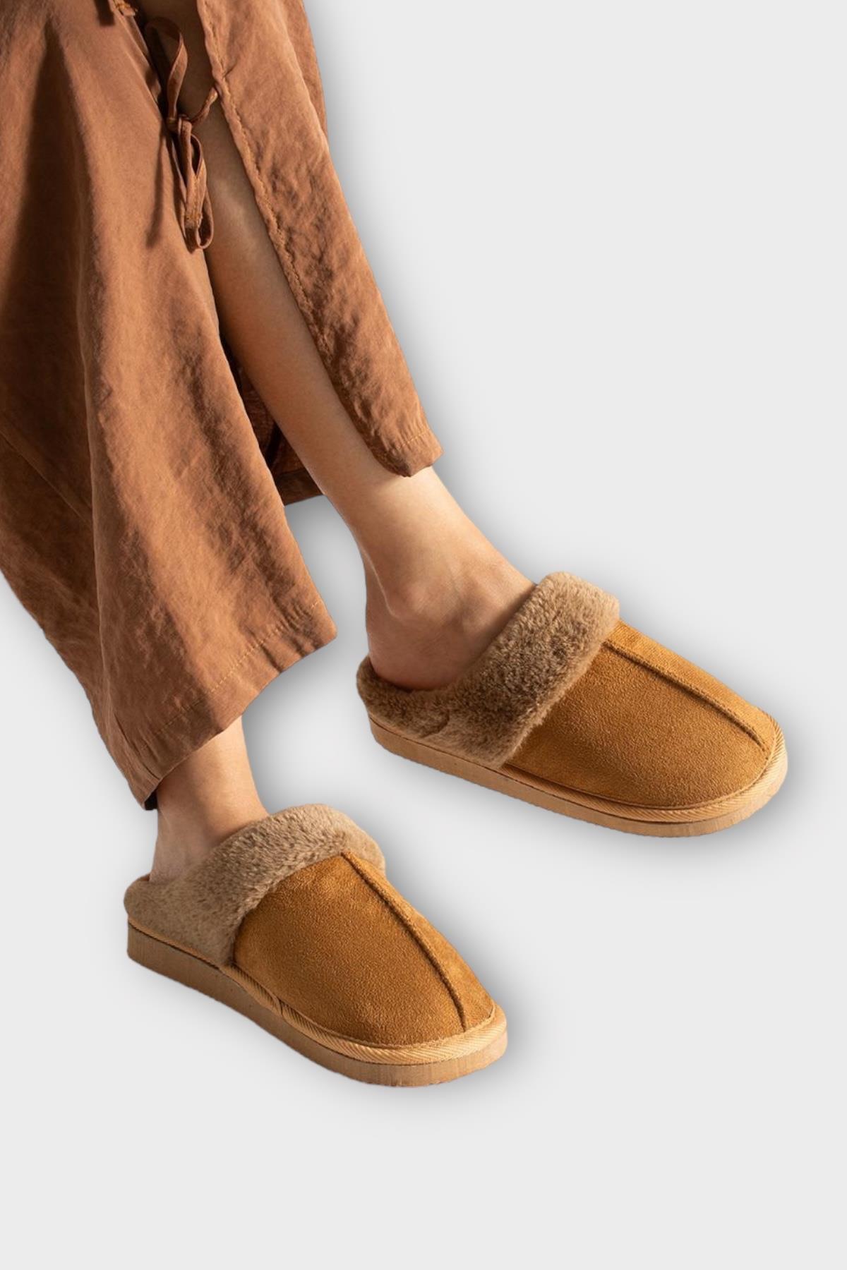 Kadın İçi Yünlü Sıcak Tutan Kışlık Ev Terliği TABA - Görsel 3