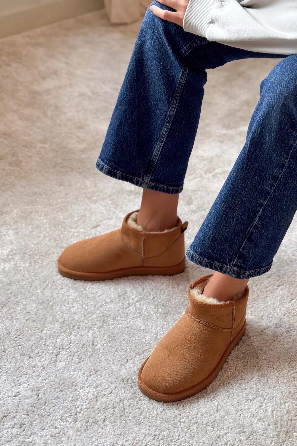 52126 Süet İçi Kürklü Mini Boy Bilekte Kısa Kadın Bot - Görsel 2