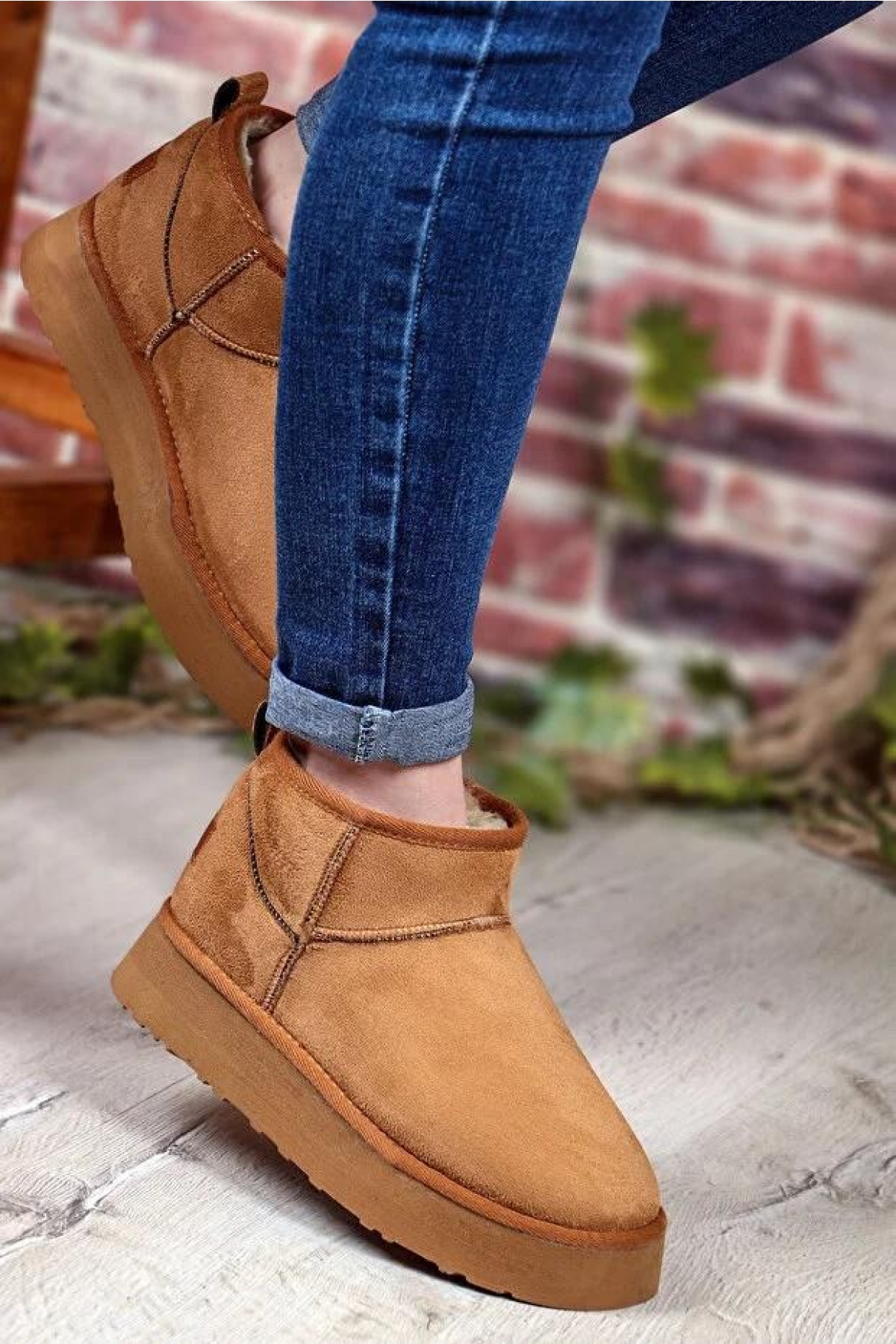 52709 Süet İçi Kürklü Kalın Taban Mini Boy Bilekte Kısa Kadın Bot - Görsel 5