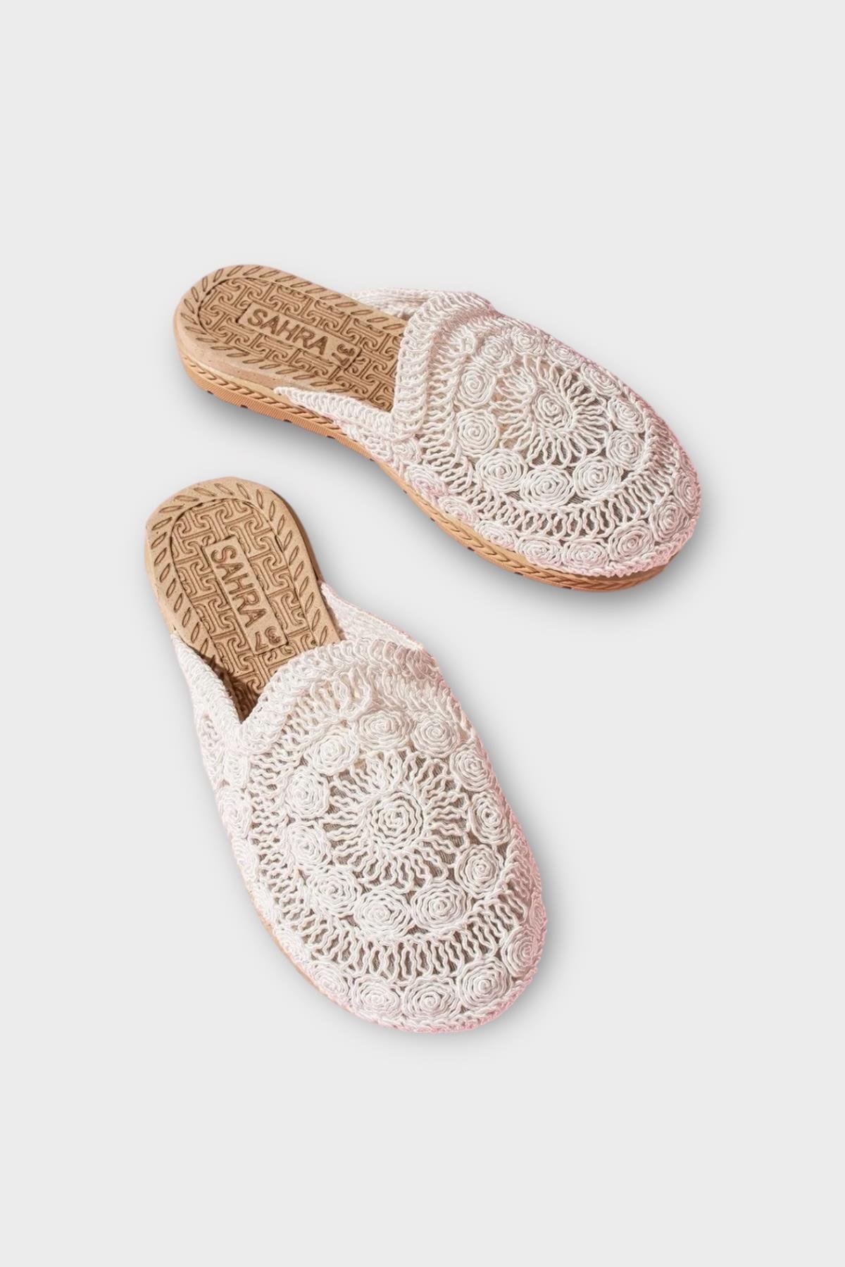 Kadın Hasır Örgü İşlemeli Önü Kapalı Günlük Rahat Terlik BEYAZ - Görsel 5