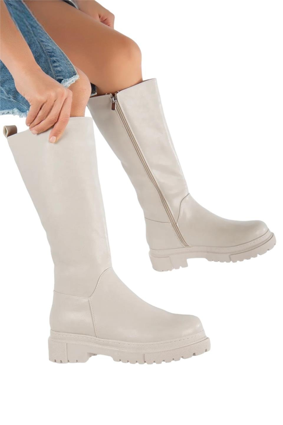 Fermuarlı Kalın Taban Dizaltı Kadın Çizme BEJ - Görsel 4