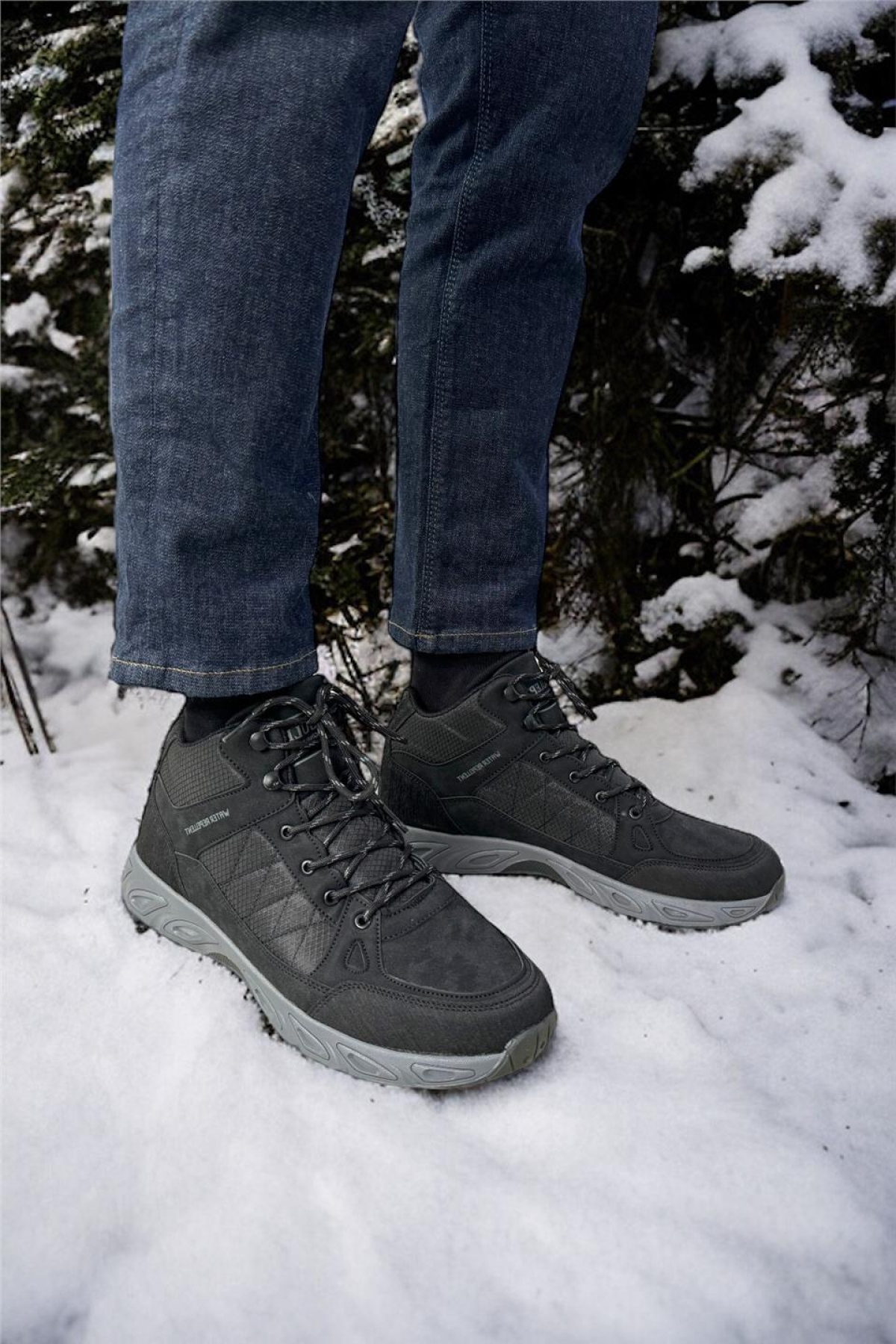 Outdoor Bot Ayakkabı Kışlık Dayanıklı Sağlam Taban Bağcıklı SİYAH - FÜME - Görsel 9
