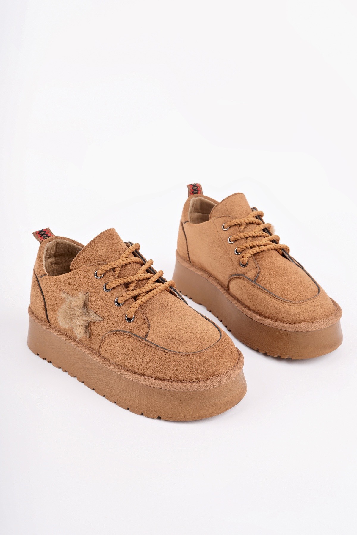 KOZMOS Kalın Taban Bağcıklı Yıldız Detaylı Kadın Kışlık Sneaker Spor Ayakkabı - Görsel 3